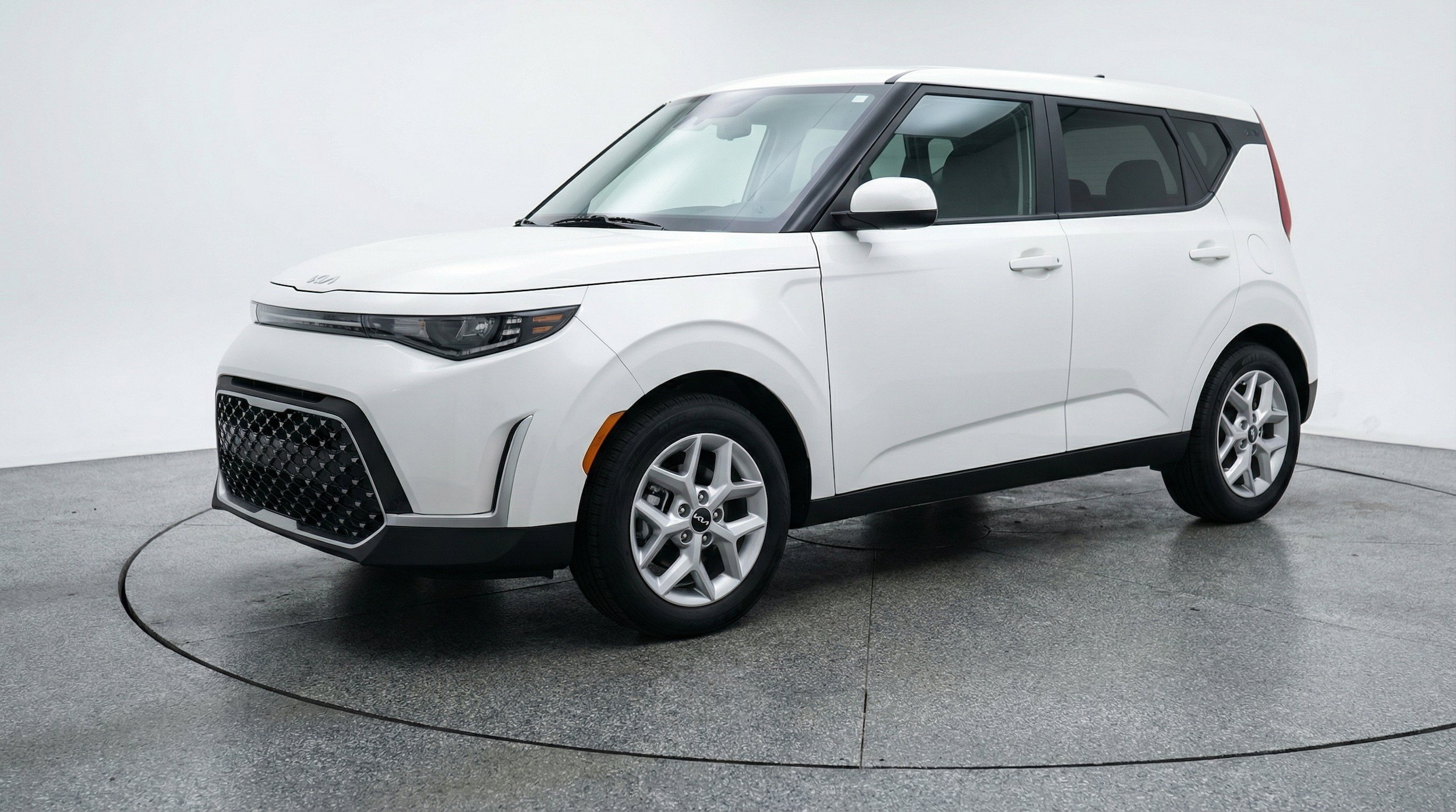 Thumbnail: 2025 Kia Soul - 3
