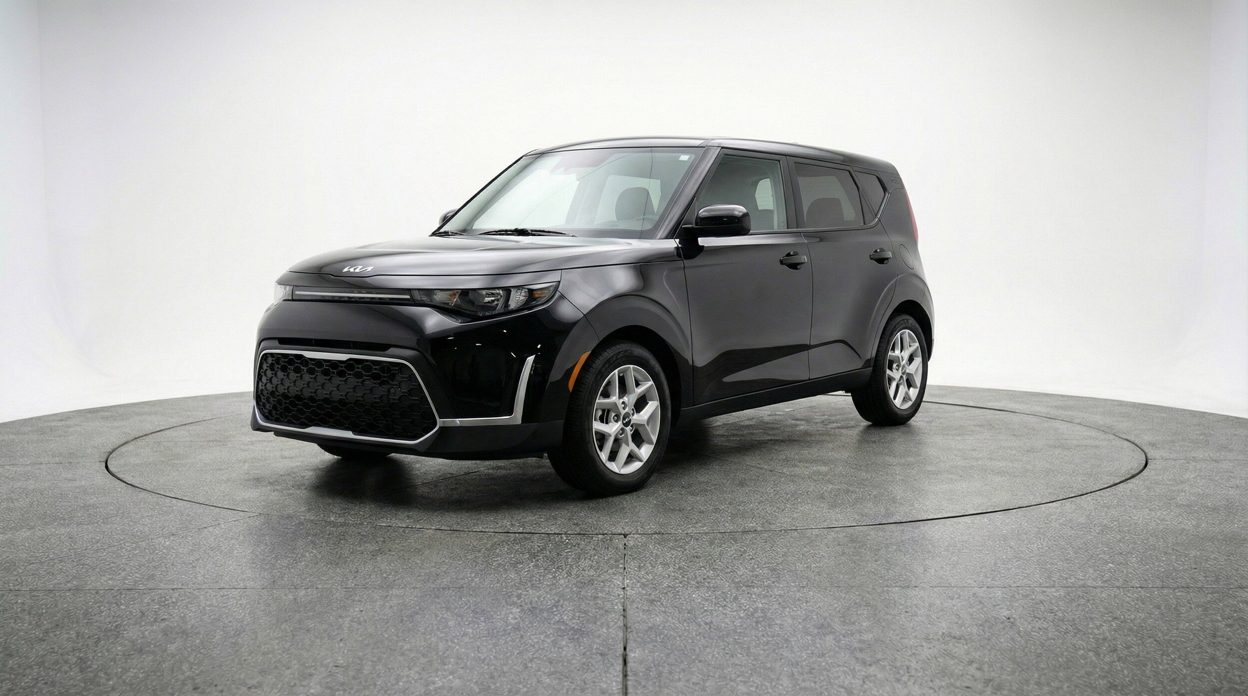 Thumbnail: 2025 Kia Soul - 3