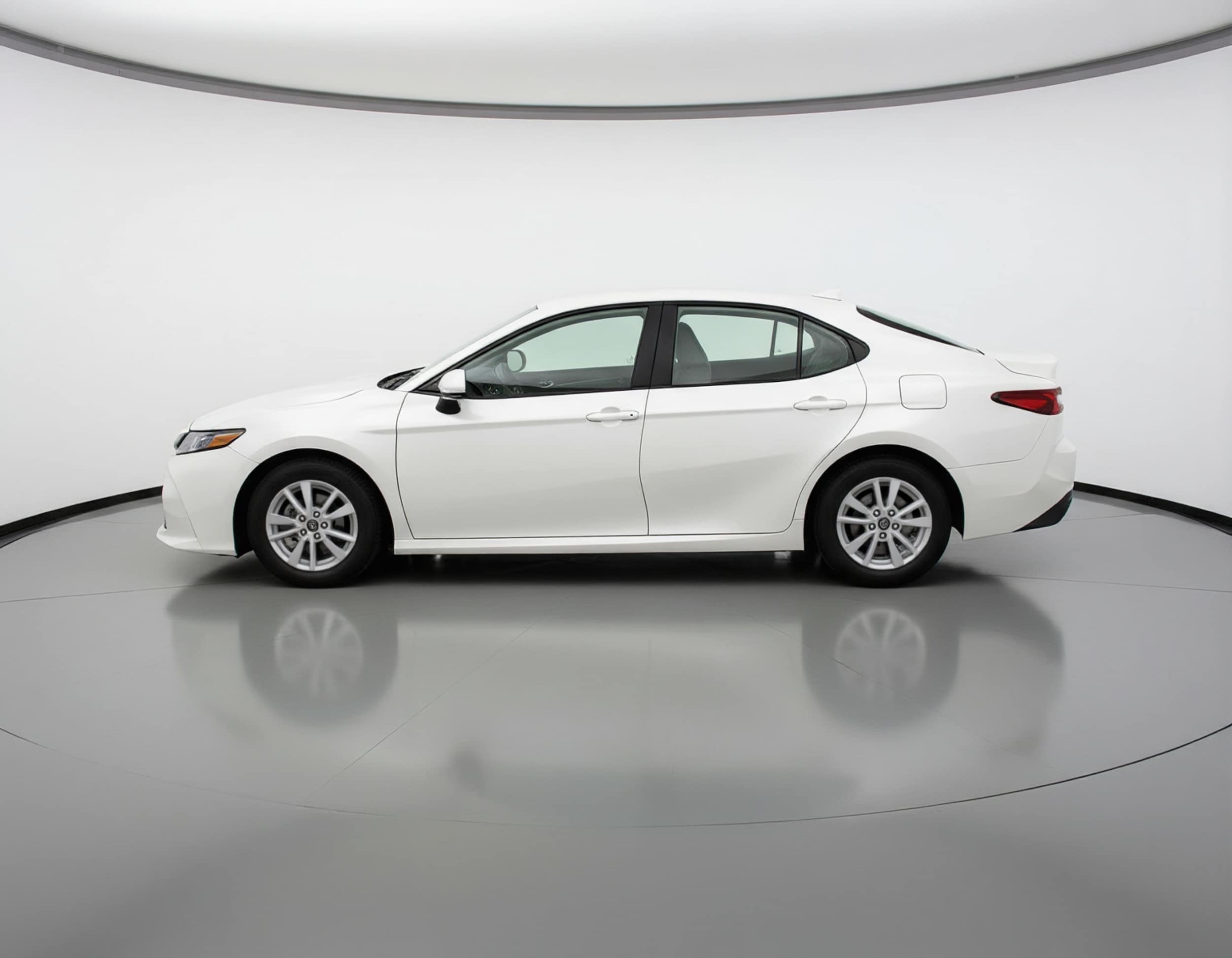 Thumbnail: 2025 Toyota Camry - 4