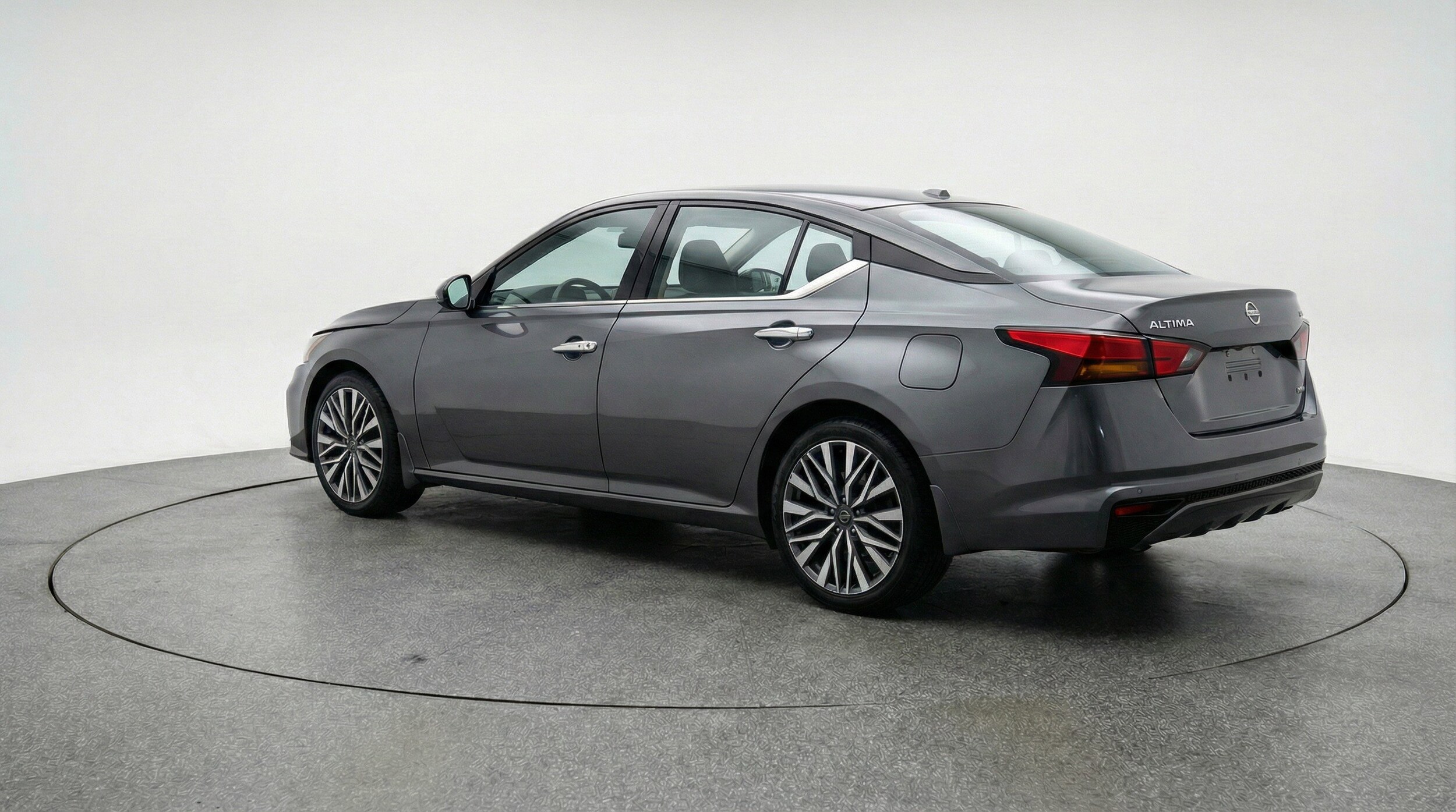Thumbnail: 2025 Nissan Altima - 6