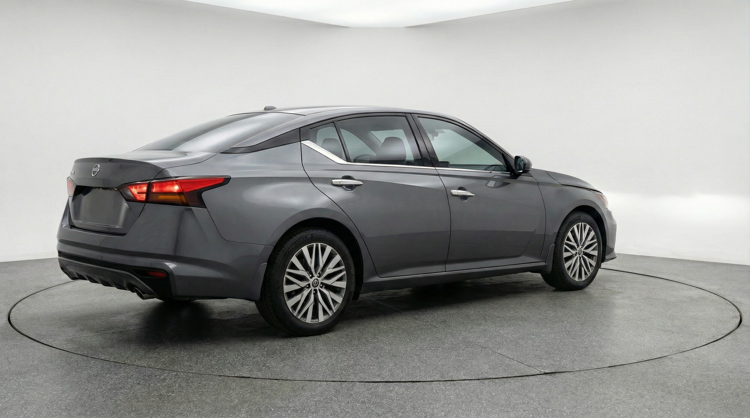 Thumbnail: 2025 Nissan Altima - 7