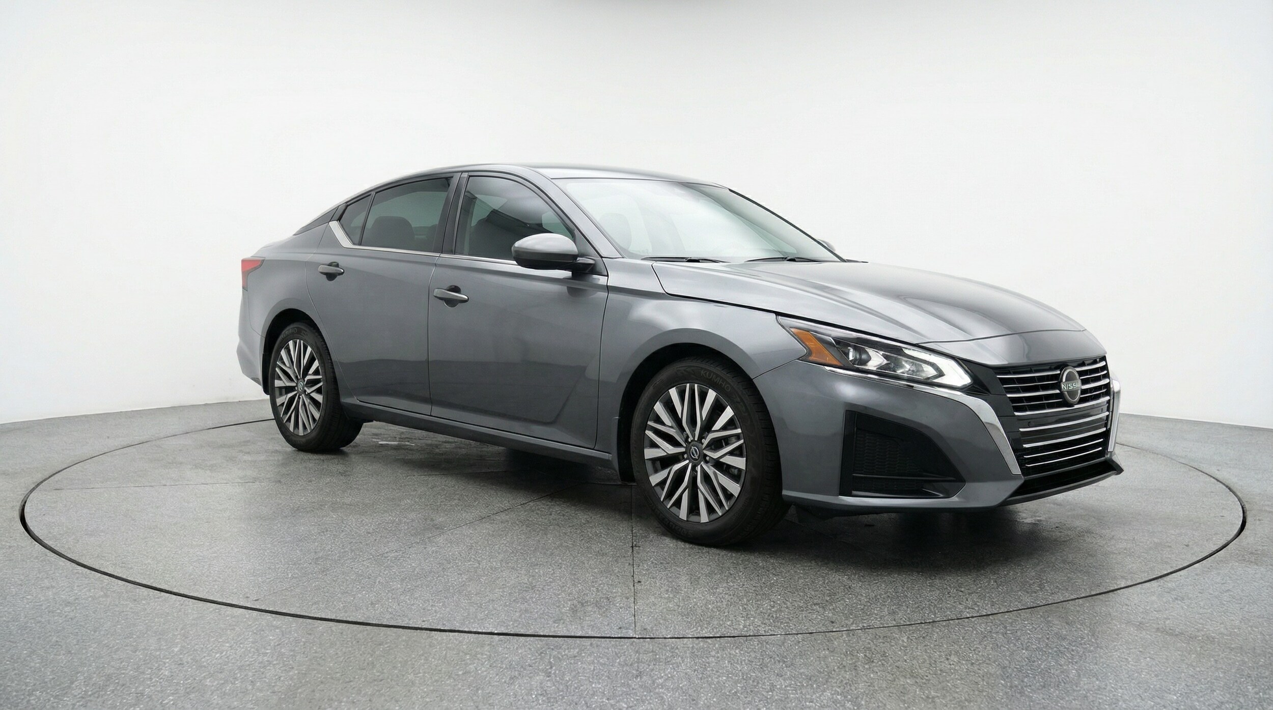 Thumbnail: 2025 Nissan Altima - 1