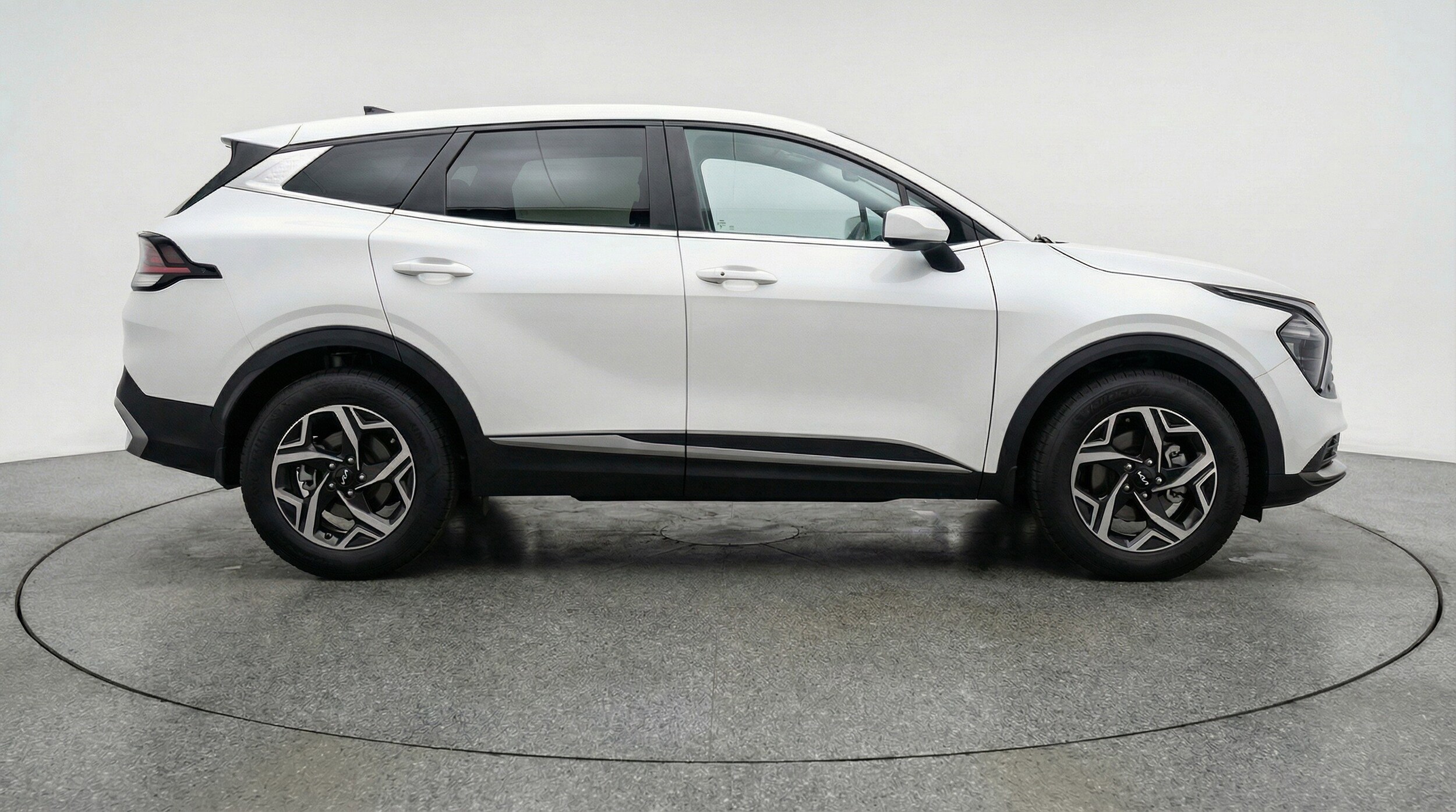 Thumbnail: 2025 Kia Sportage - 11