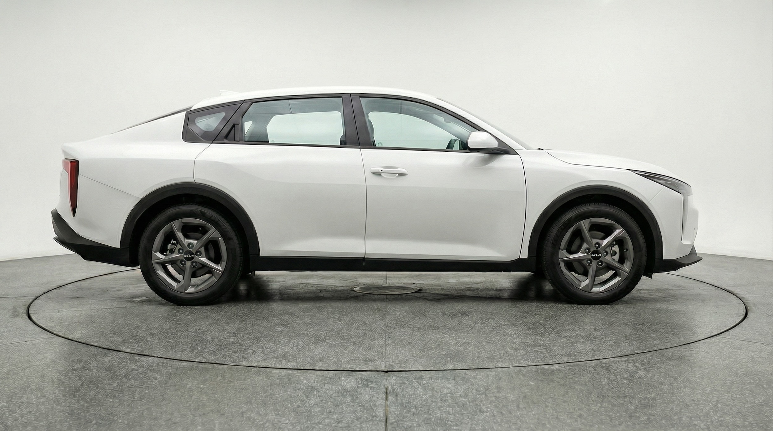 Thumbnail: 2025 Kia K4 - 8