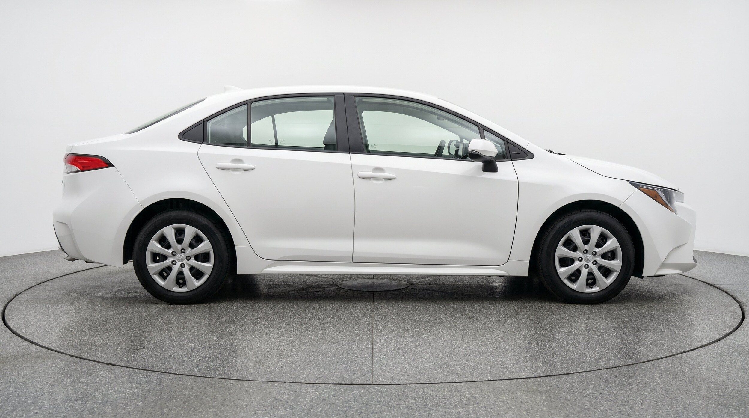 Thumbnail: 2025 Toyota Corolla - 11