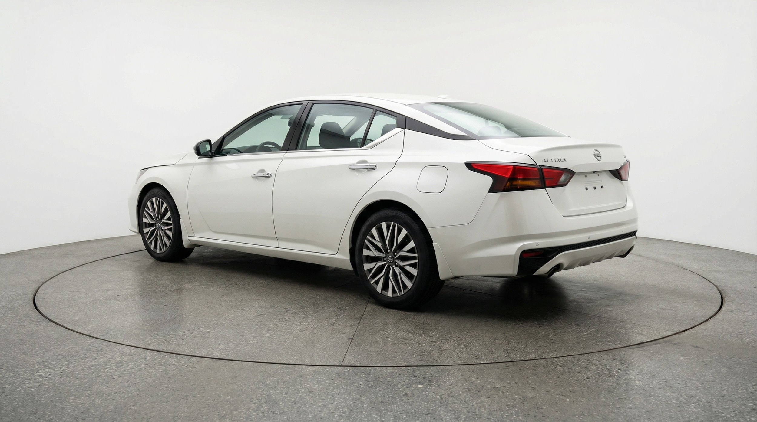 Thumbnail: 2025 Nissan Altima - 5