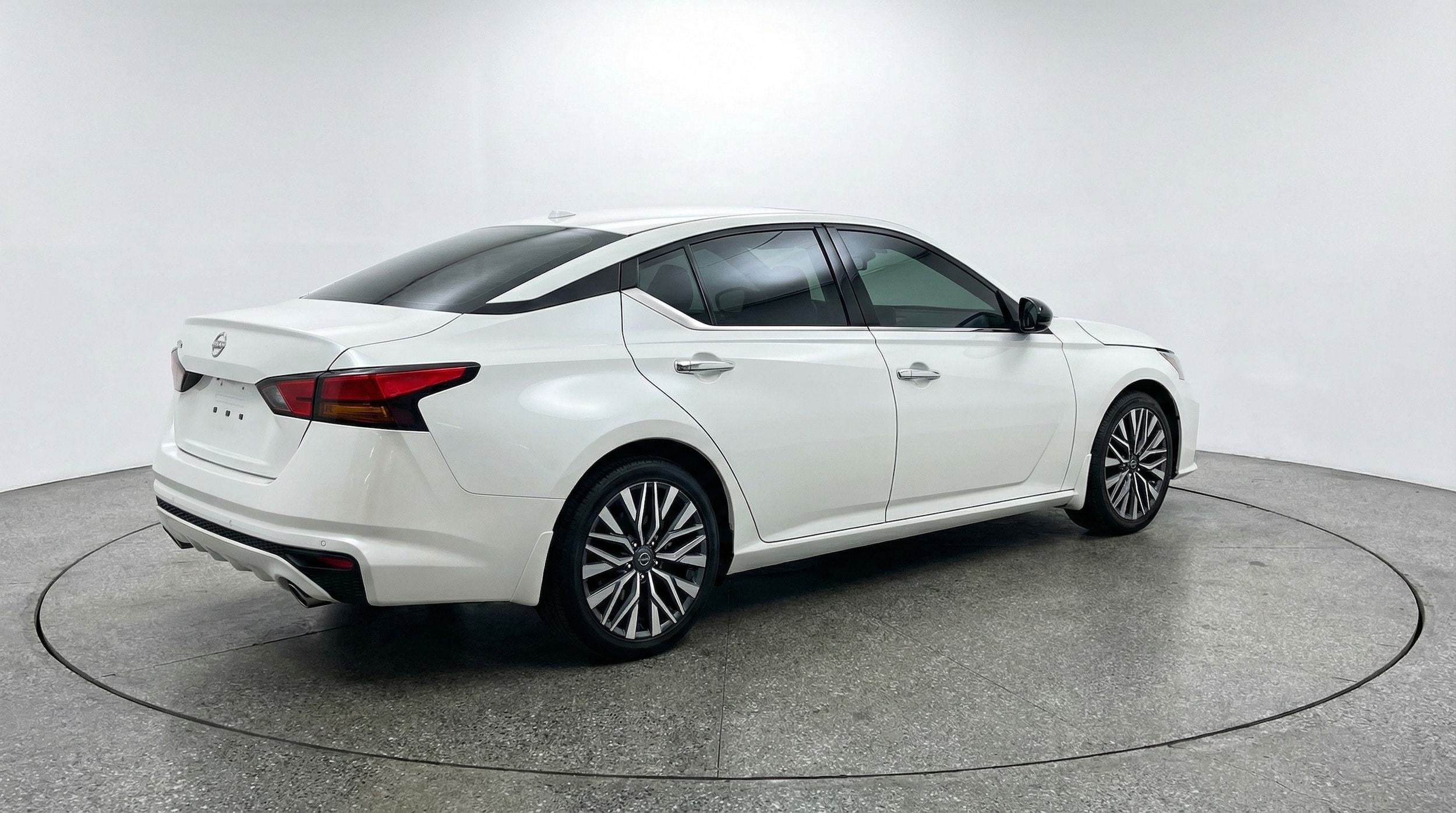 Thumbnail: 2025 Nissan Altima - 7