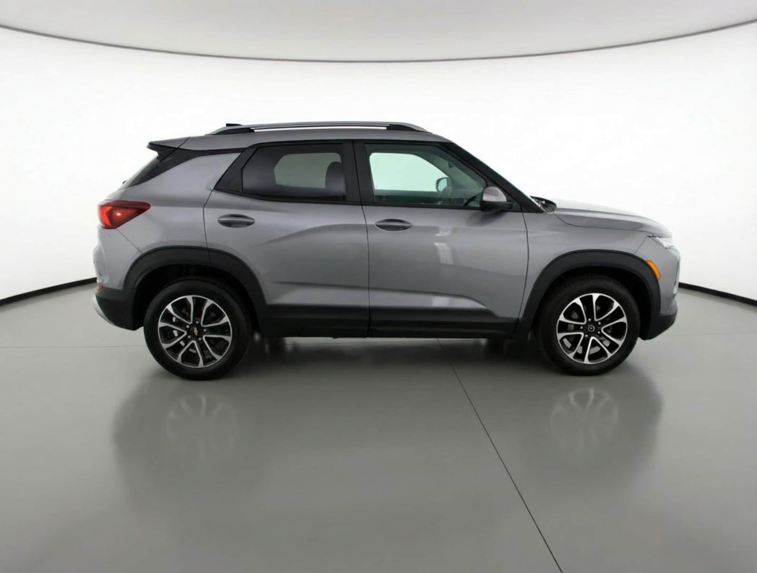 Thumbnail: 2025 Chevrolet TrailBlazer - 8