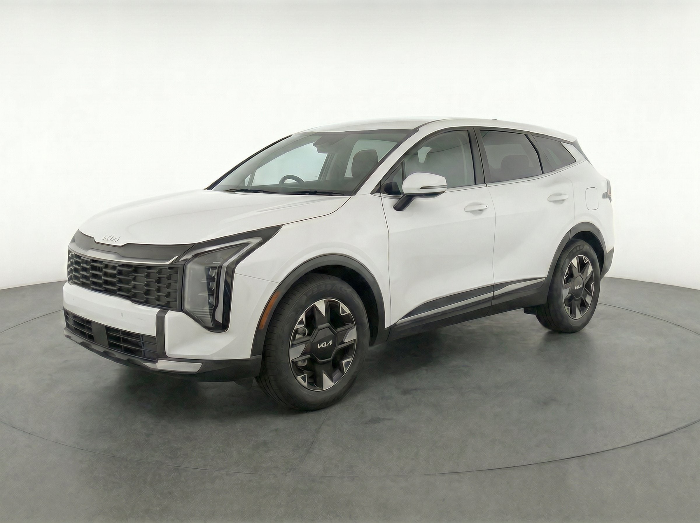 Thumbnail: 2026 Kia Sportage - 3