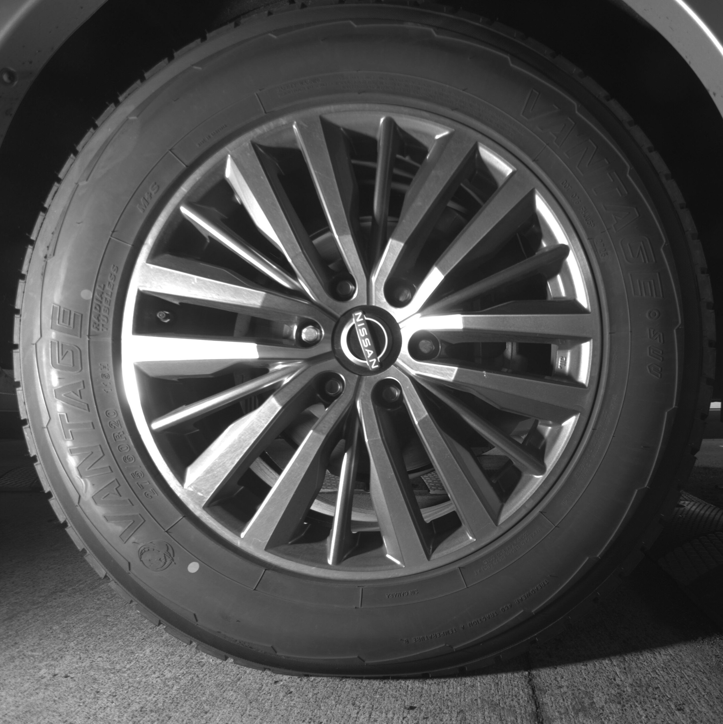 Thumbnail: 2024 Nissan Armada - 15