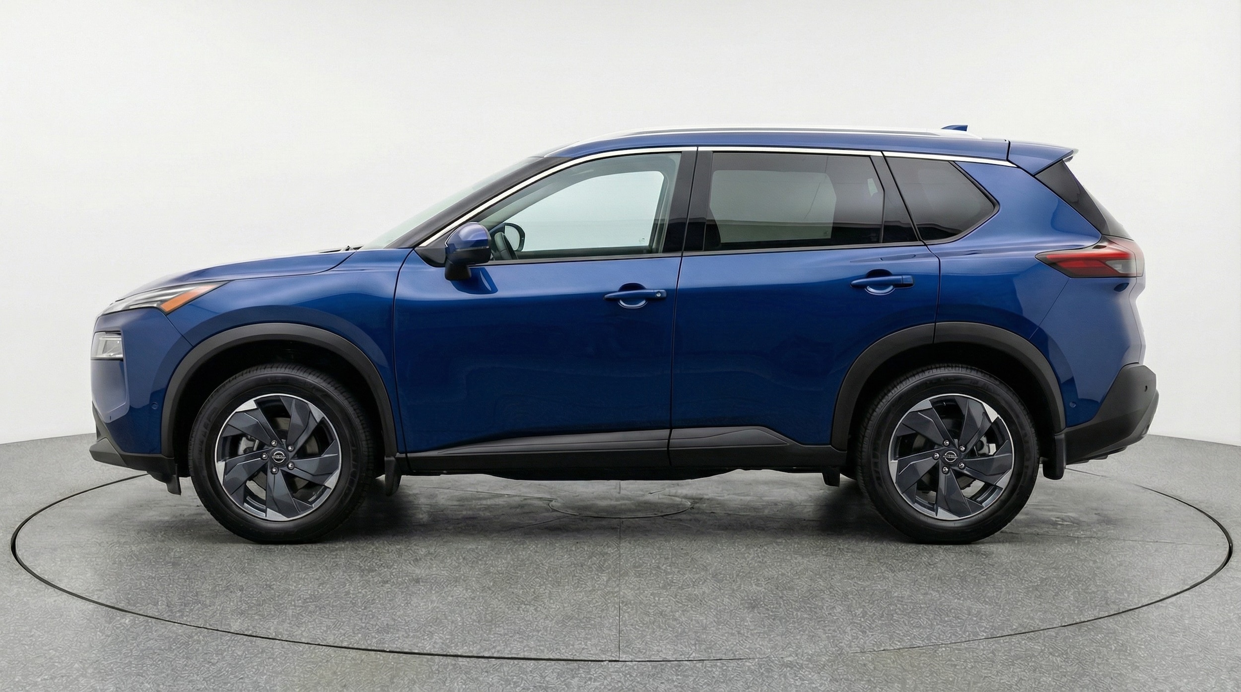 Thumbnail: 2025 Nissan Rogue - 4