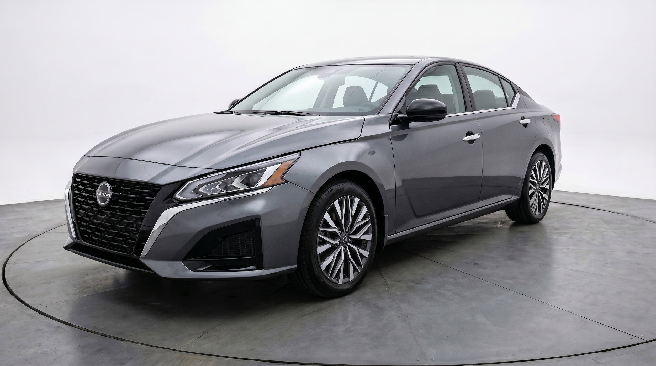 Thumbnail: 2025 Nissan Altima - 3