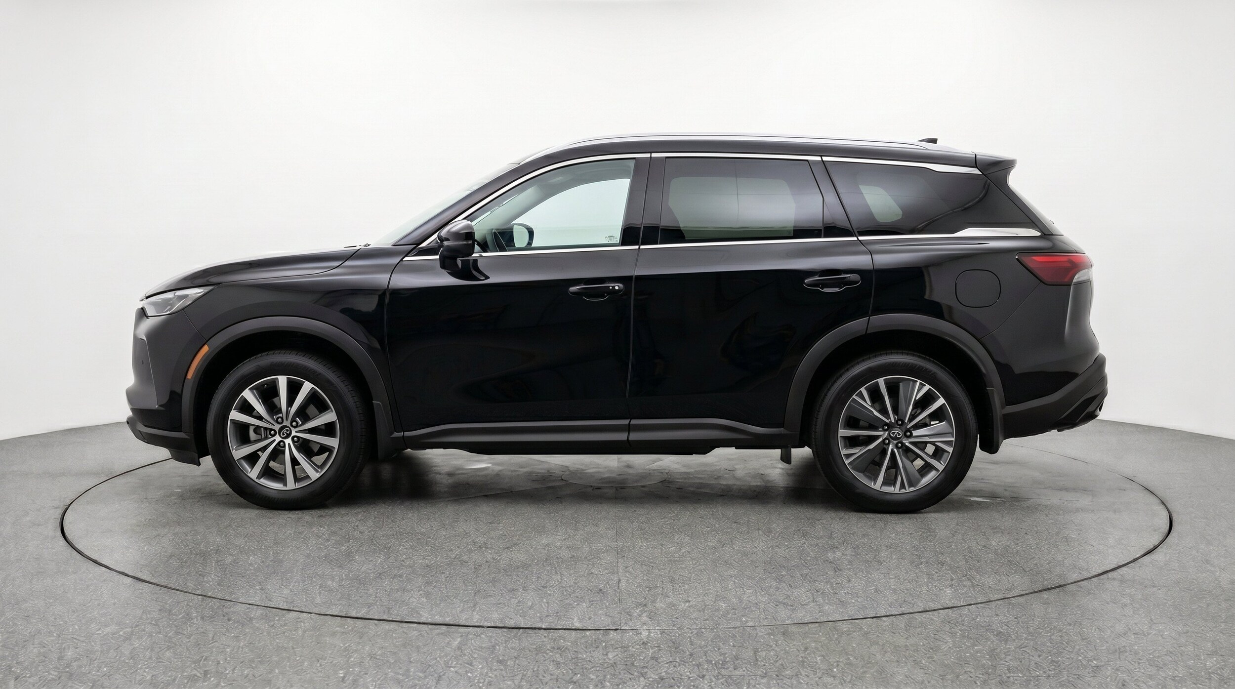 Thumbnail: 2026 INFINITI QX60 - 5