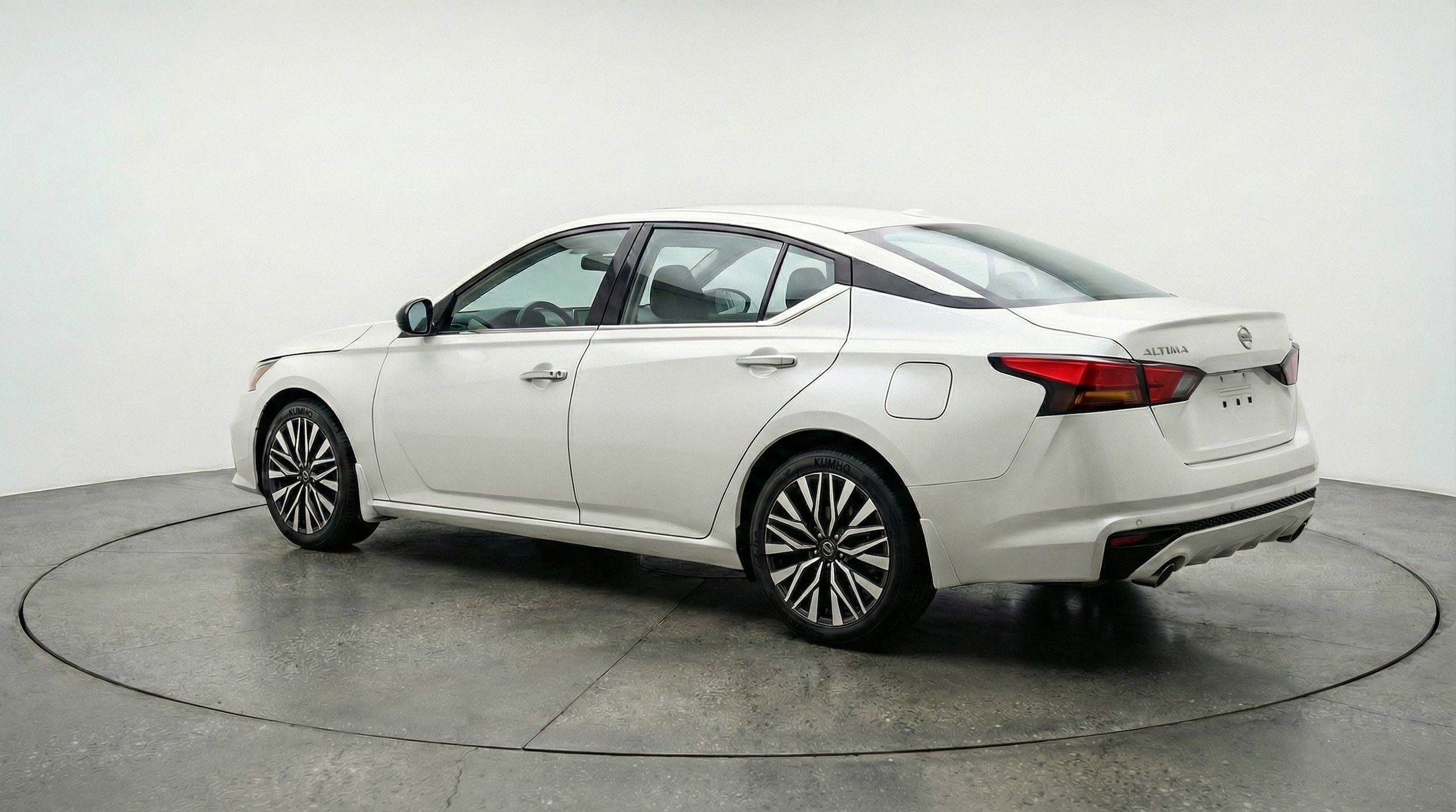 Thumbnail: 2025 Nissan Altima - 6