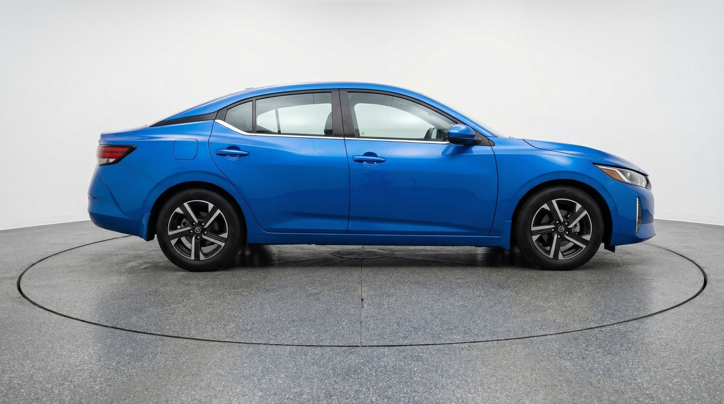 Thumbnail: 2025 Nissan Sentra - 11