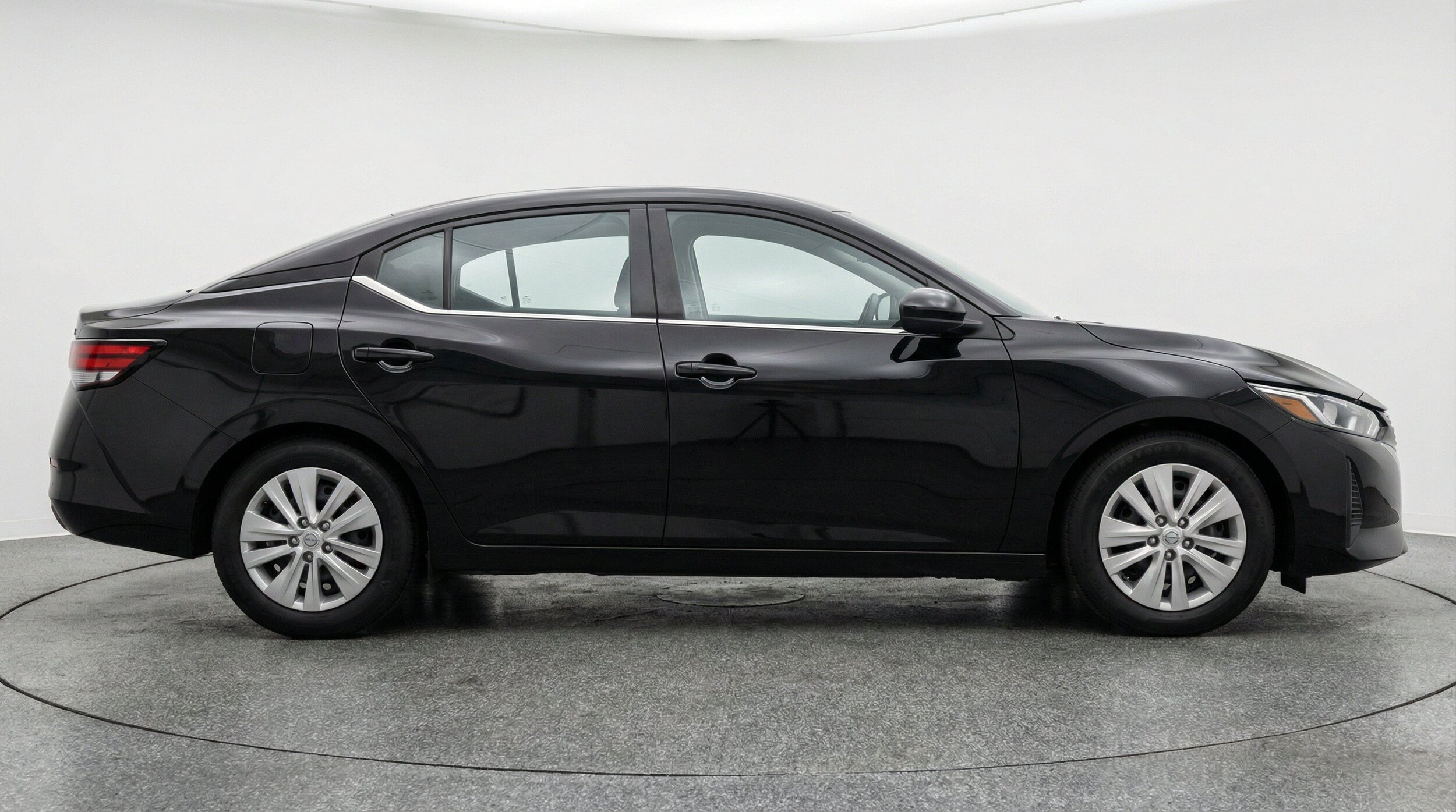 Thumbnail: 2025 Nissan Sentra - 11