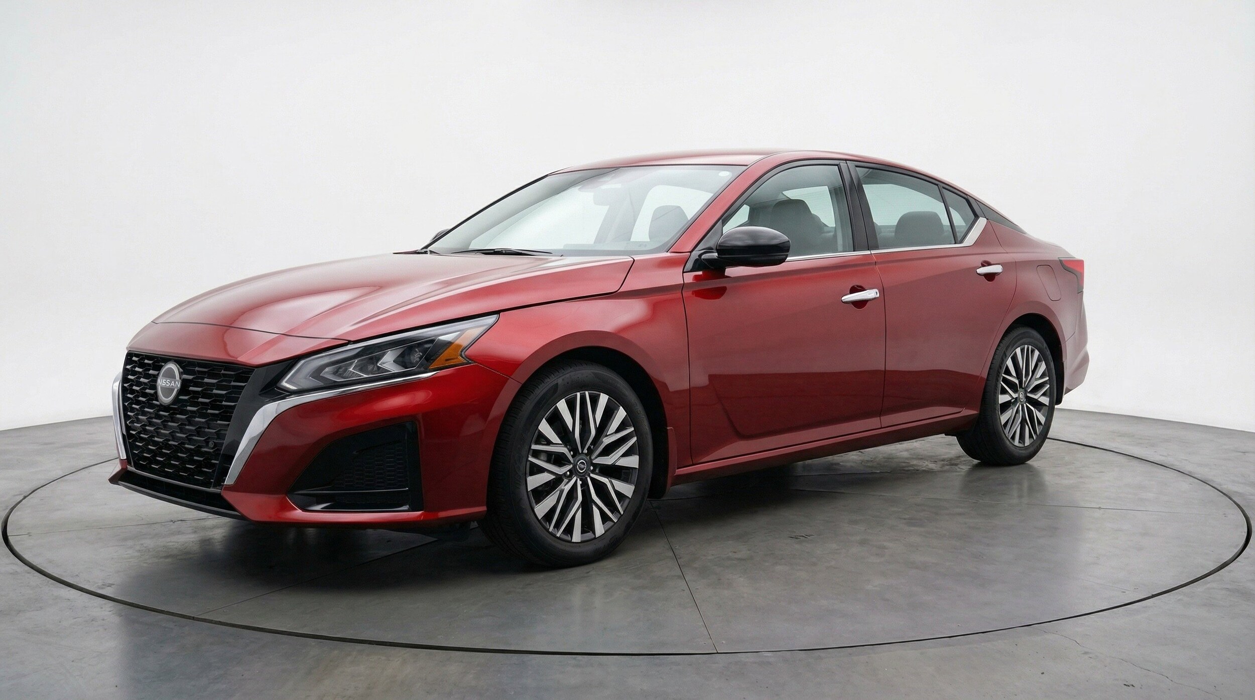 Thumbnail: 2025 Nissan Altima - 3