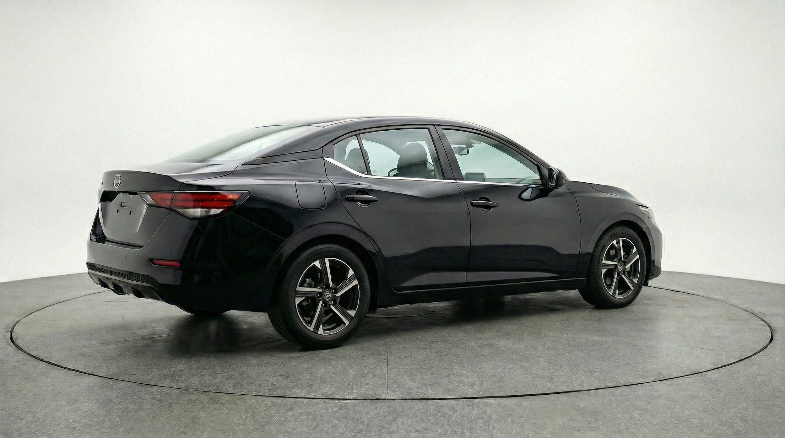 Thumbnail: 2025 Nissan Sentra - 9