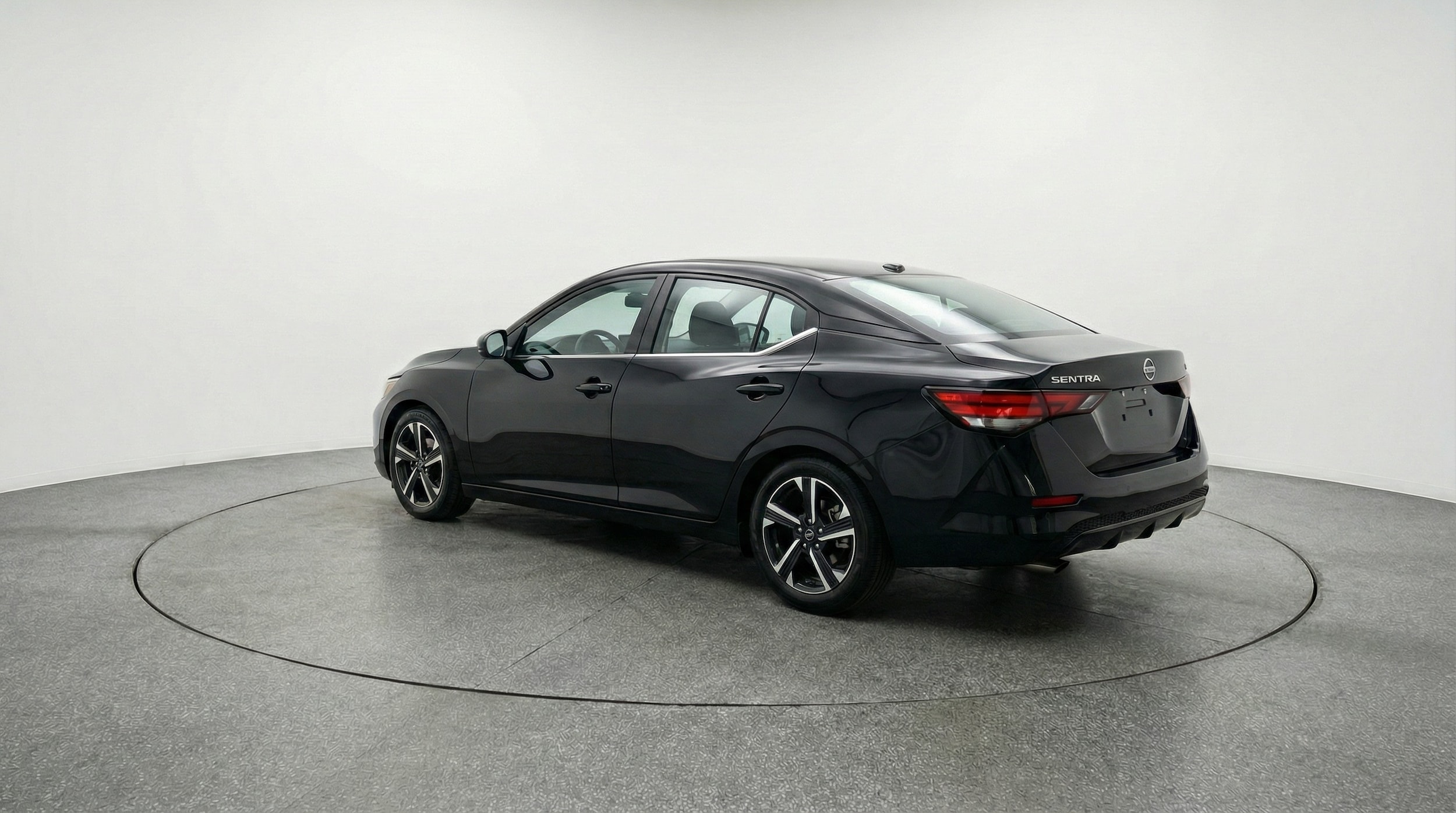 Thumbnail: 2025 Nissan Sentra - 5