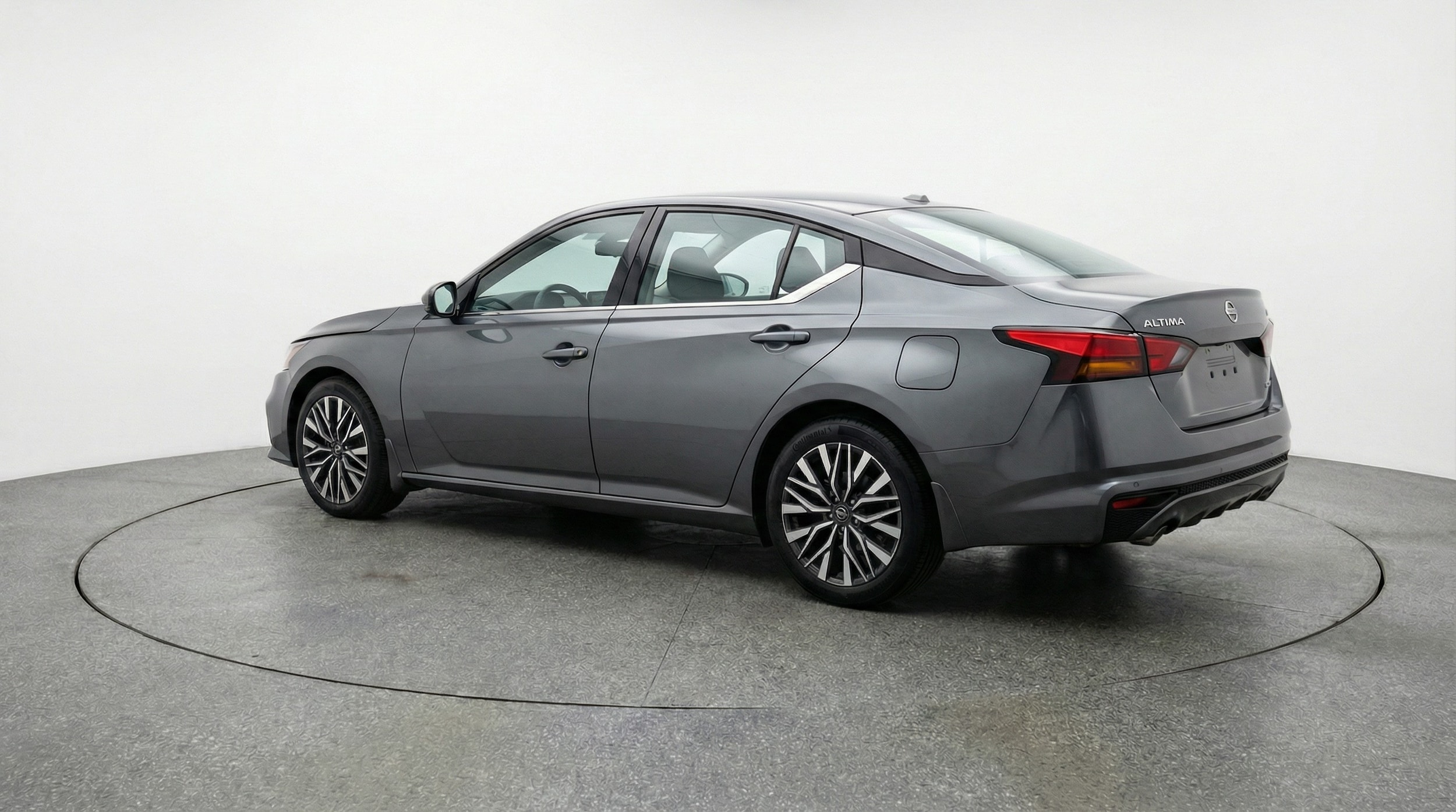 Thumbnail: 2025 Nissan Altima - 5