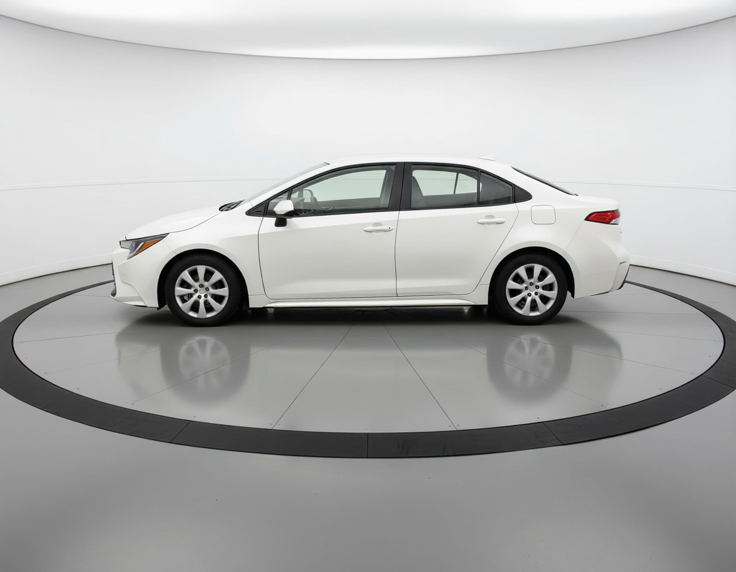 Thumbnail: 2025 Toyota Corolla - 5