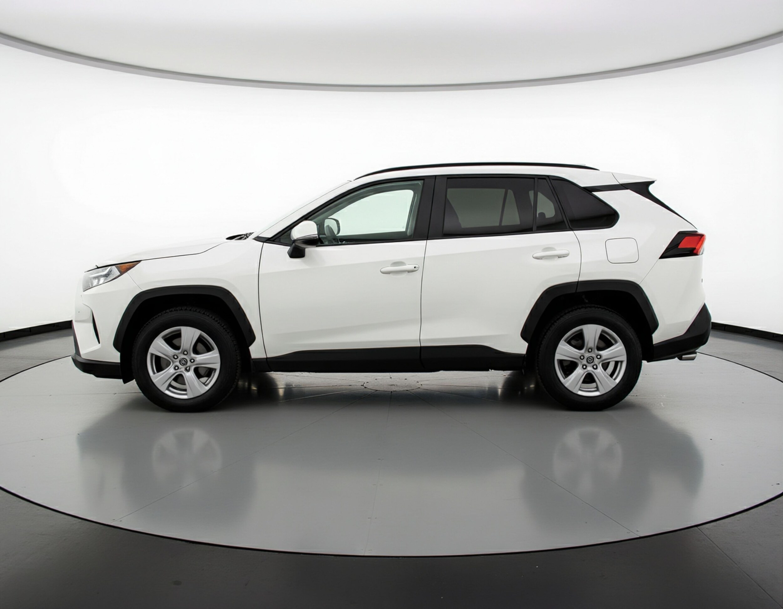 Thumbnail: 2024 Toyota RAV4 - 4