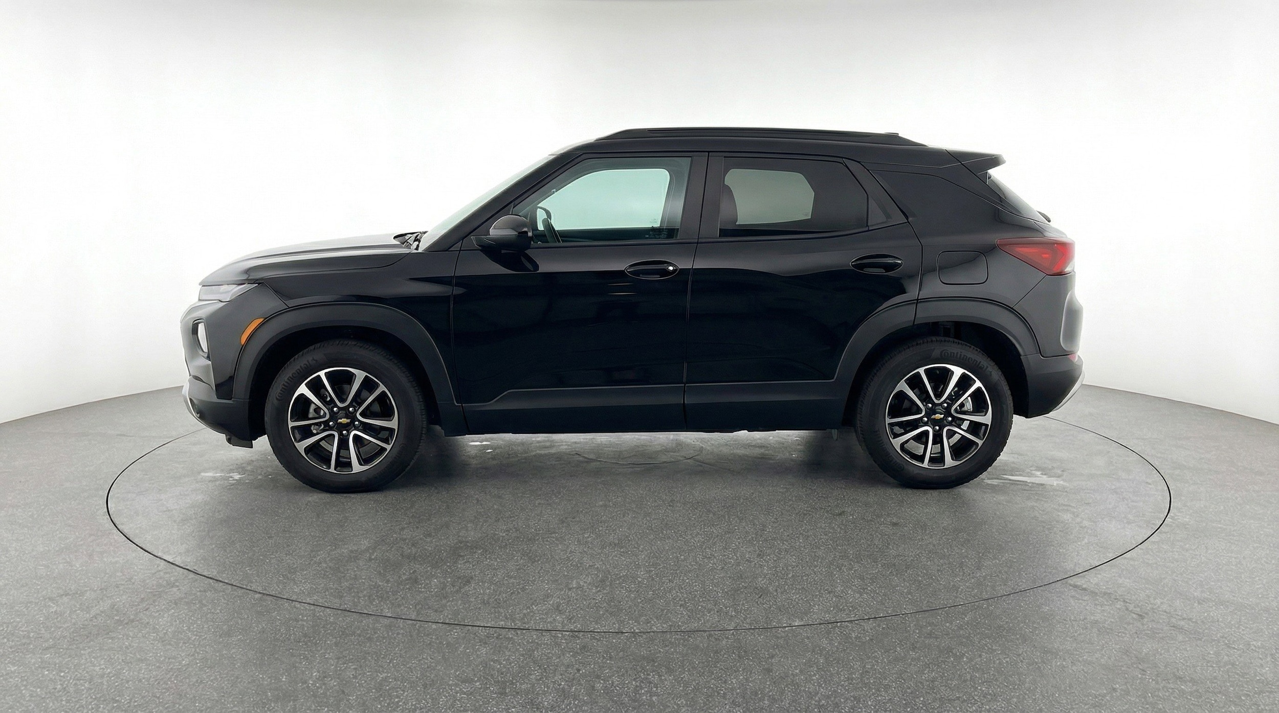 Thumbnail: 2025 Chevrolet TrailBlazer - 5