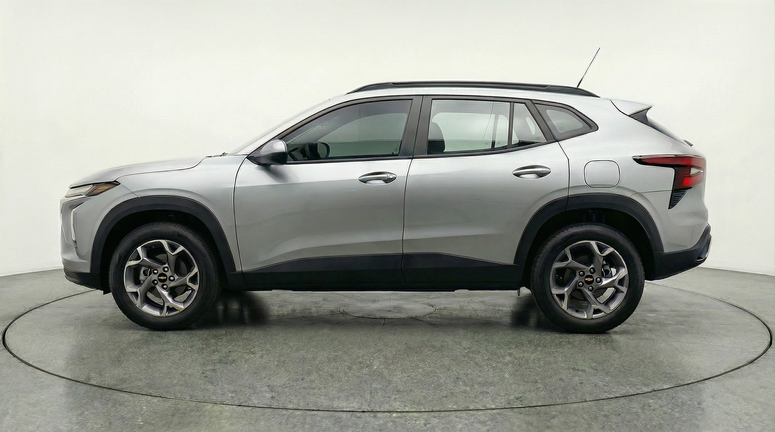 Thumbnail: 2025 Chevrolet Trax - 4