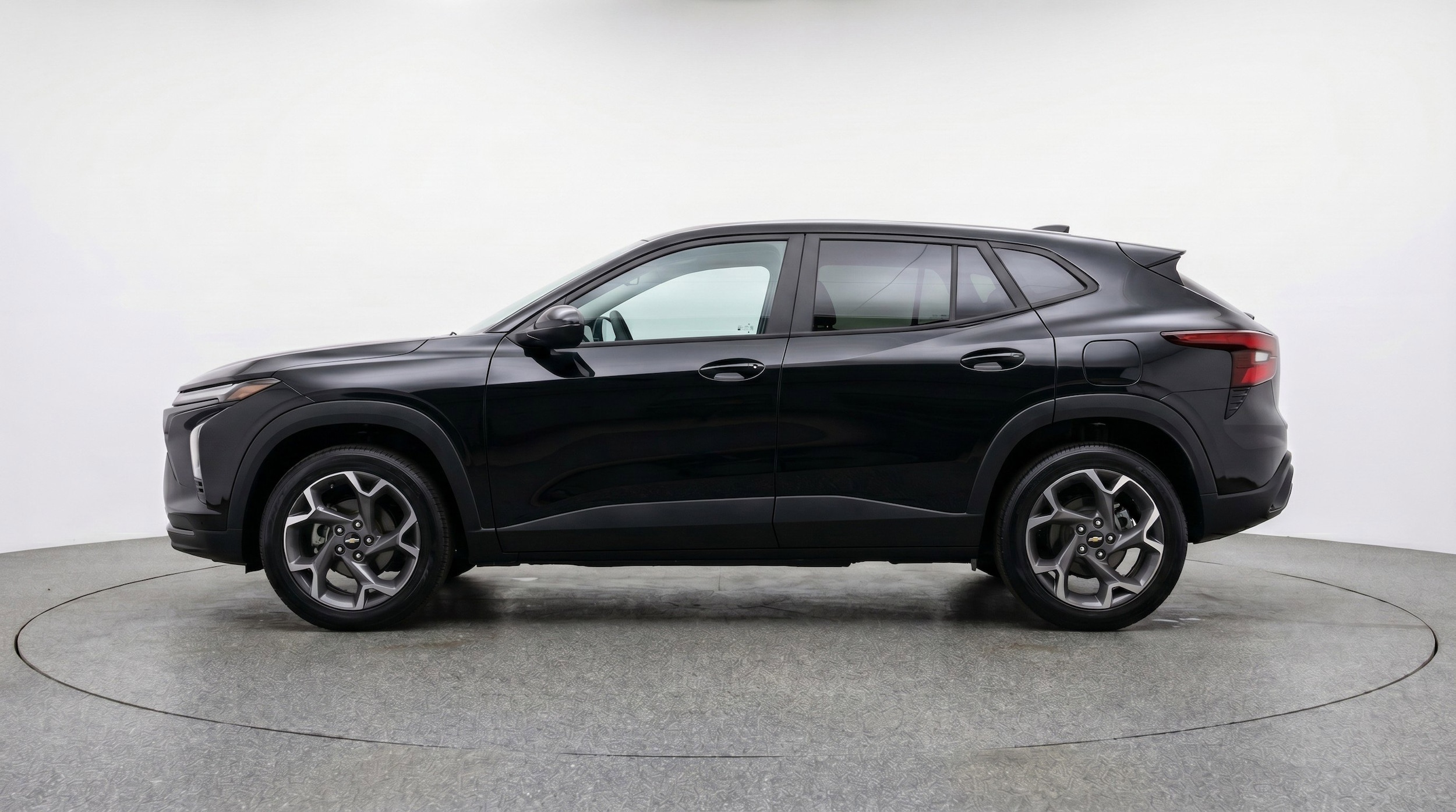Thumbnail: 2025 Chevrolet Trax - 5