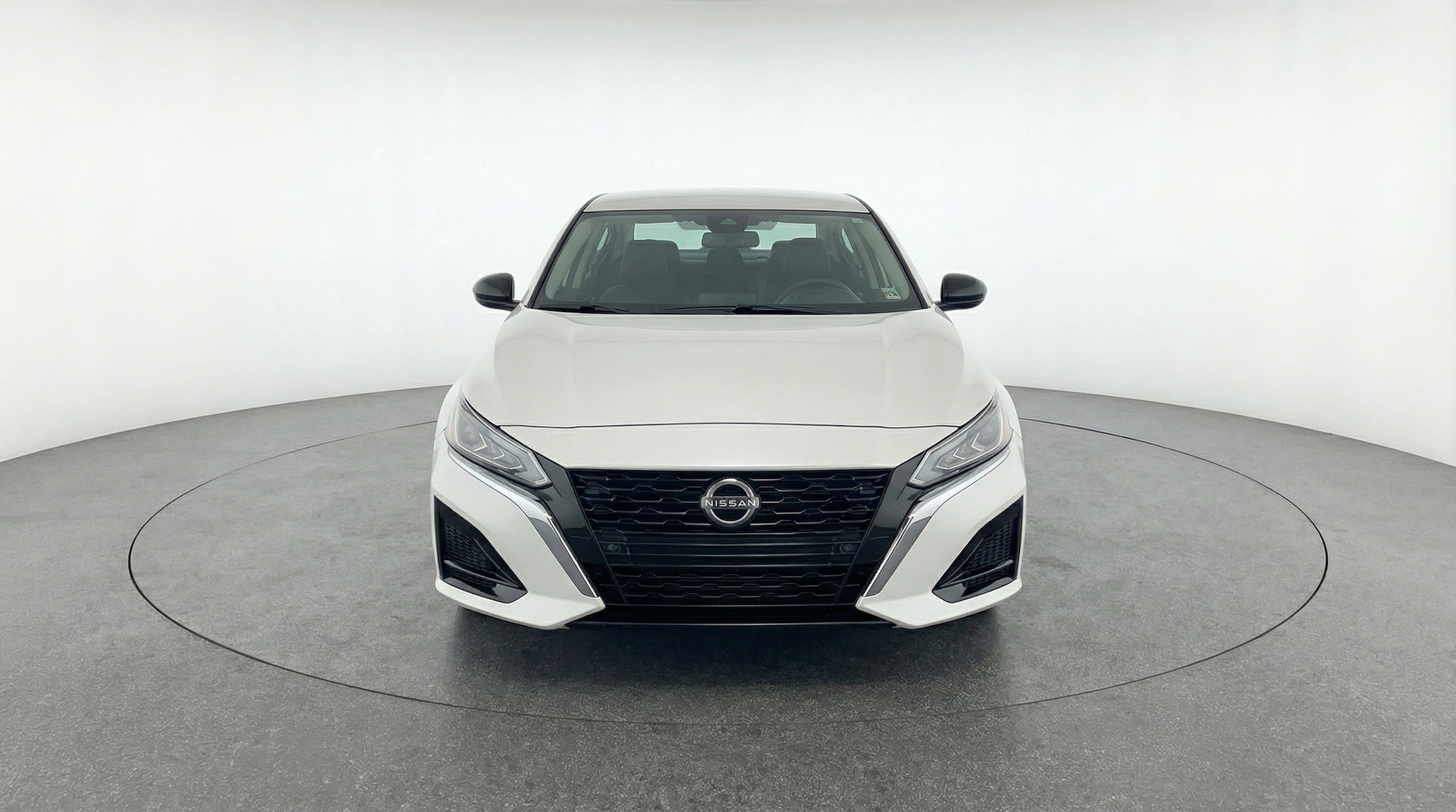 Thumbnail: 2025 Nissan Altima - 2