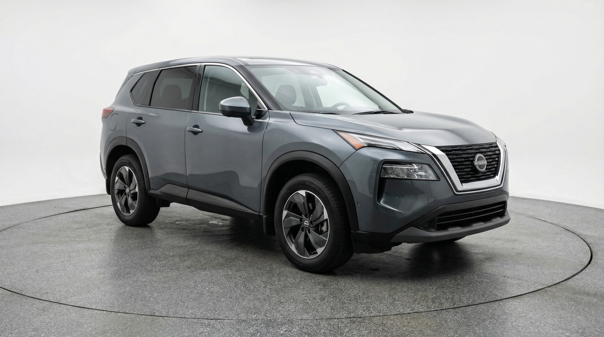 Thumbnail: 2025 Nissan Rogue - 1