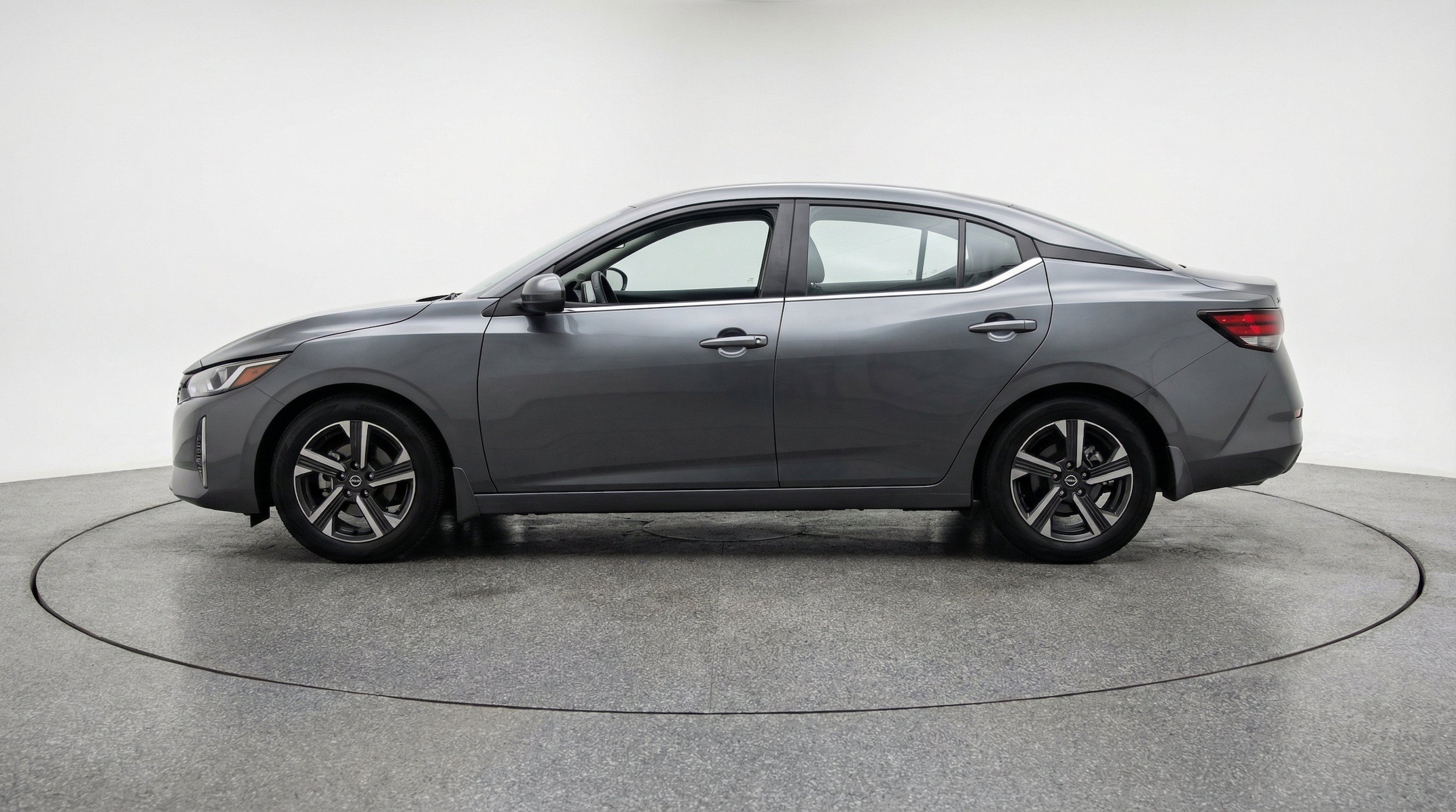 Thumbnail: 2025 Nissan Sentra - 5