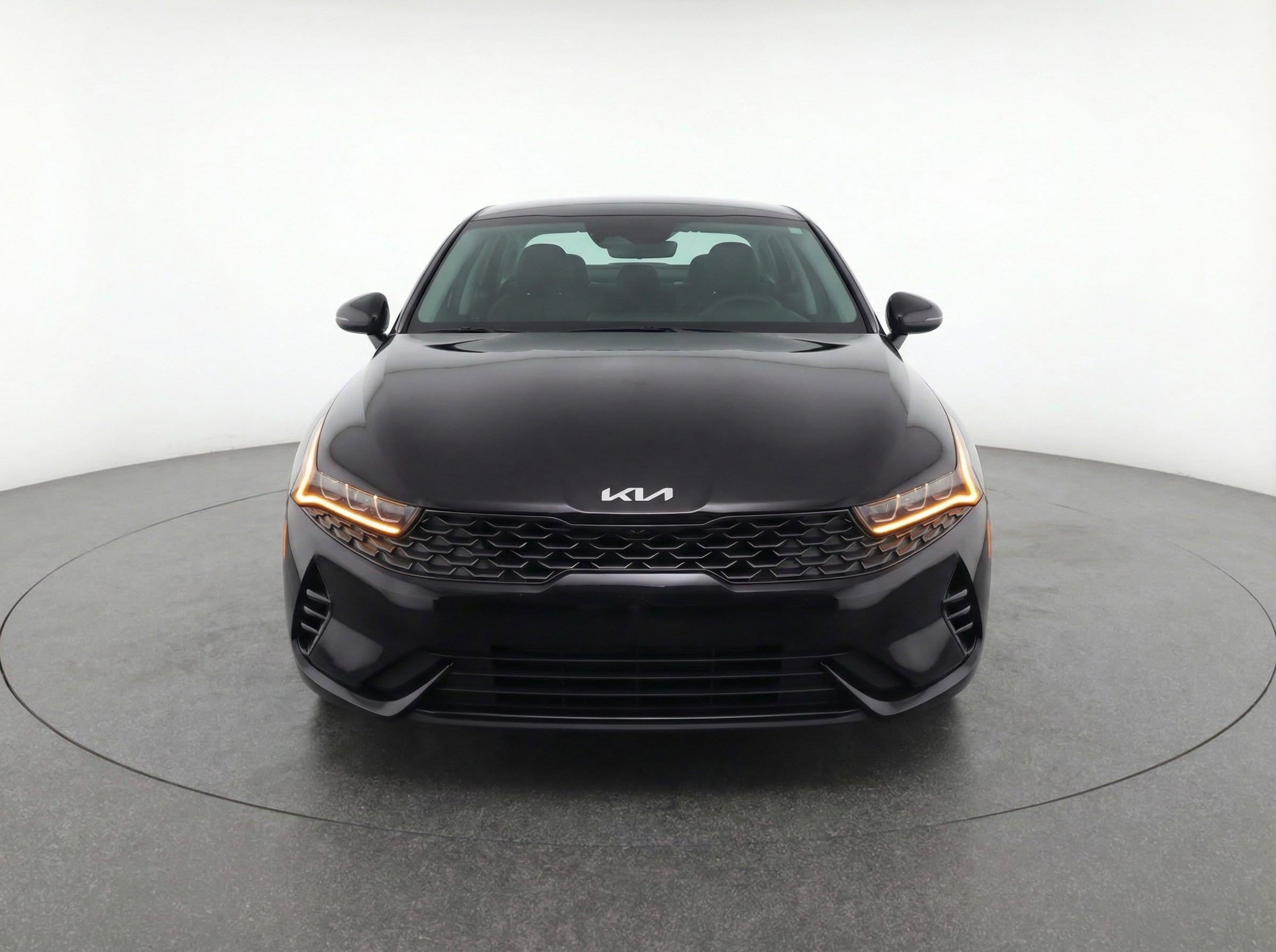 Thumbnail: 2025 Kia K4 - 2