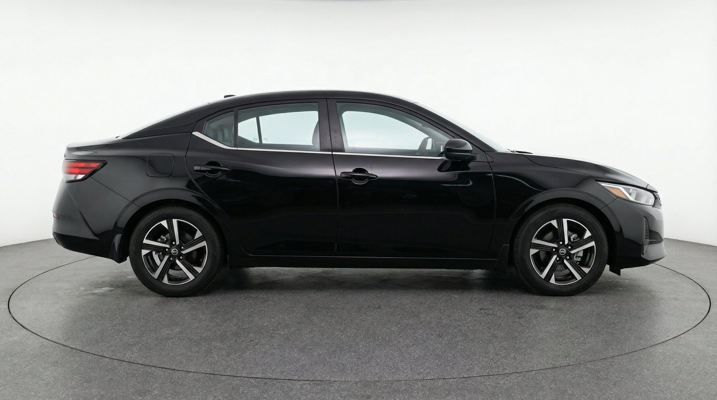 Thumbnail: 2025 Nissan Sentra - 11