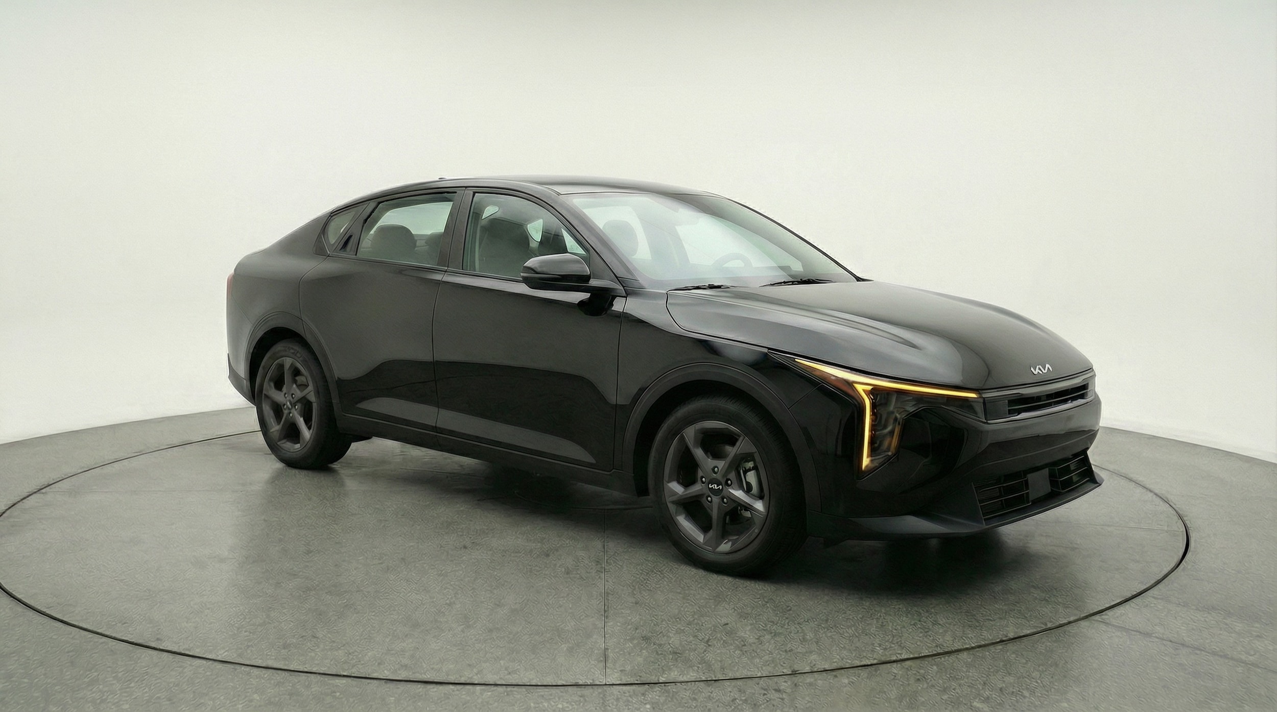 Thumbnail: 2025 Kia K4 - 1