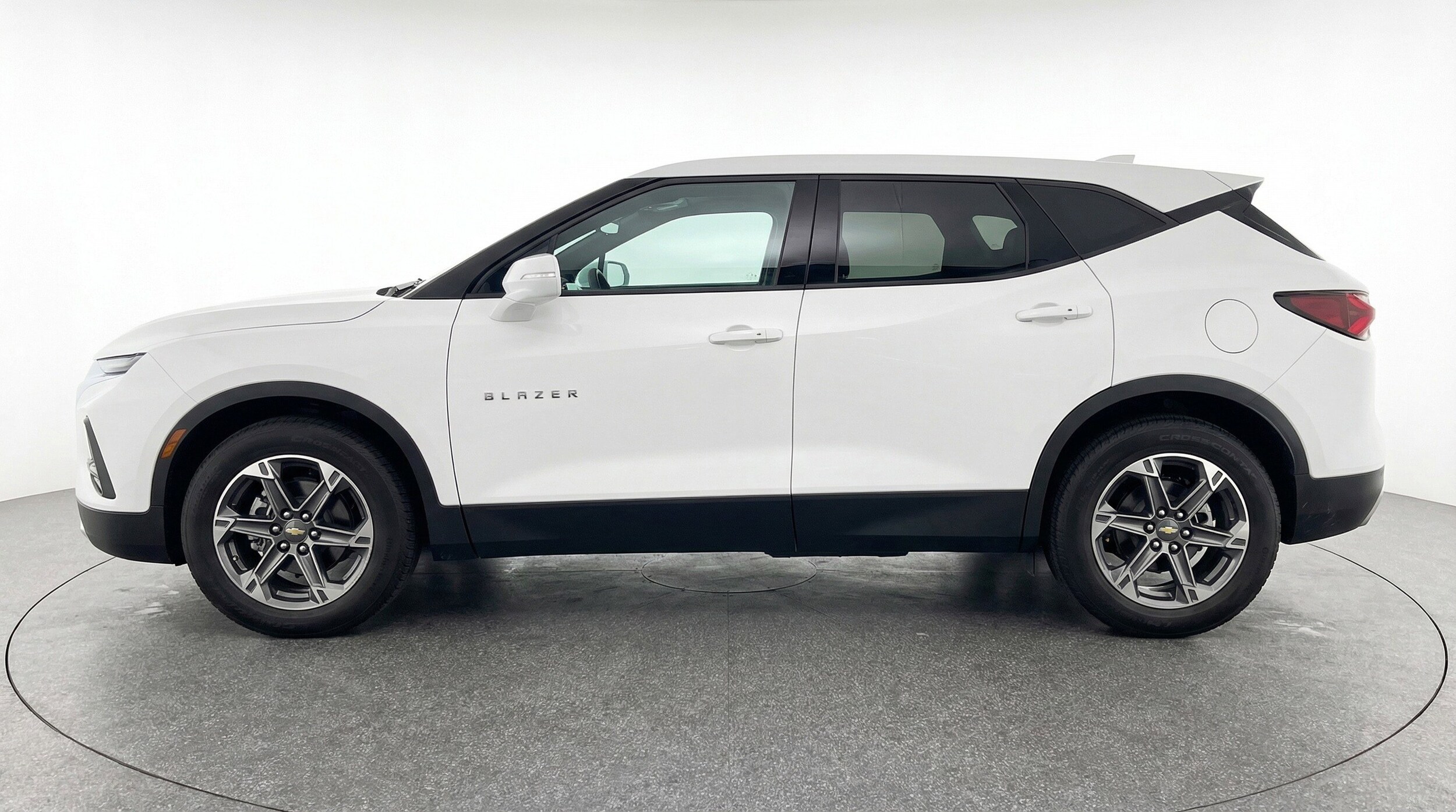 Thumbnail: 2025 Chevrolet Blazer - 5