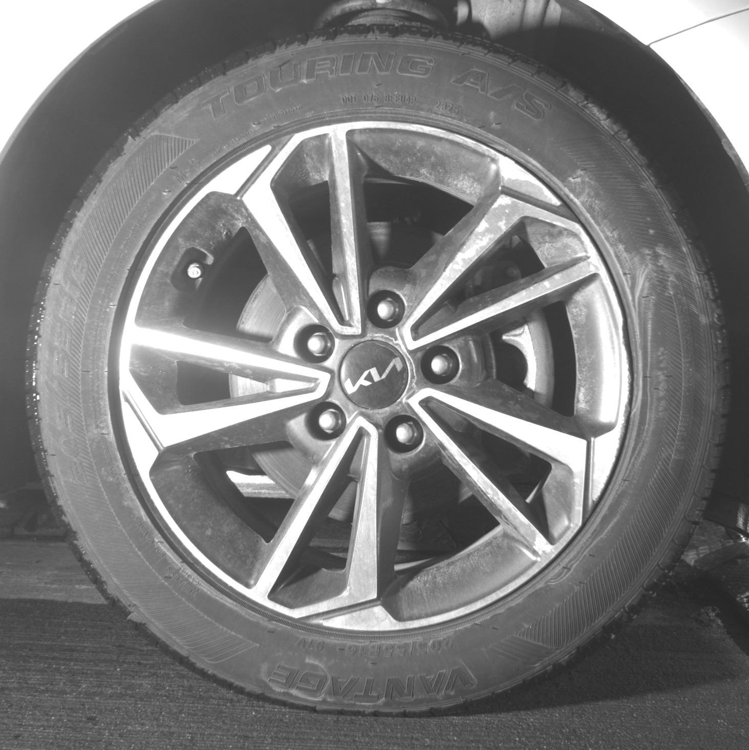 Thumbnail: 2024 Kia Forte - 18