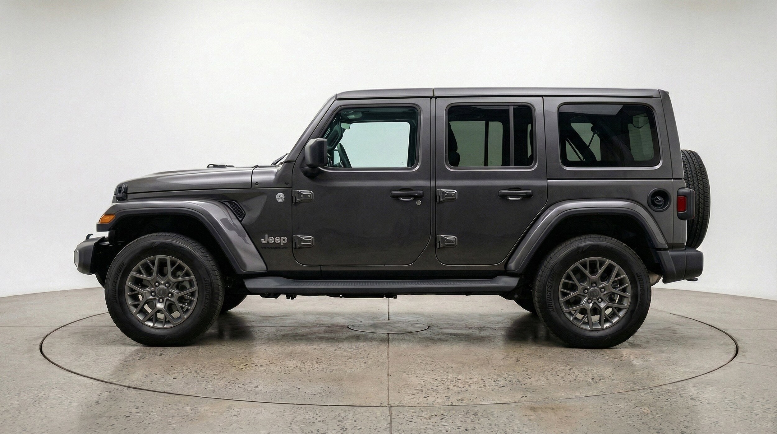 Thumbnail: 2025 Jeep Wrangler - 5
