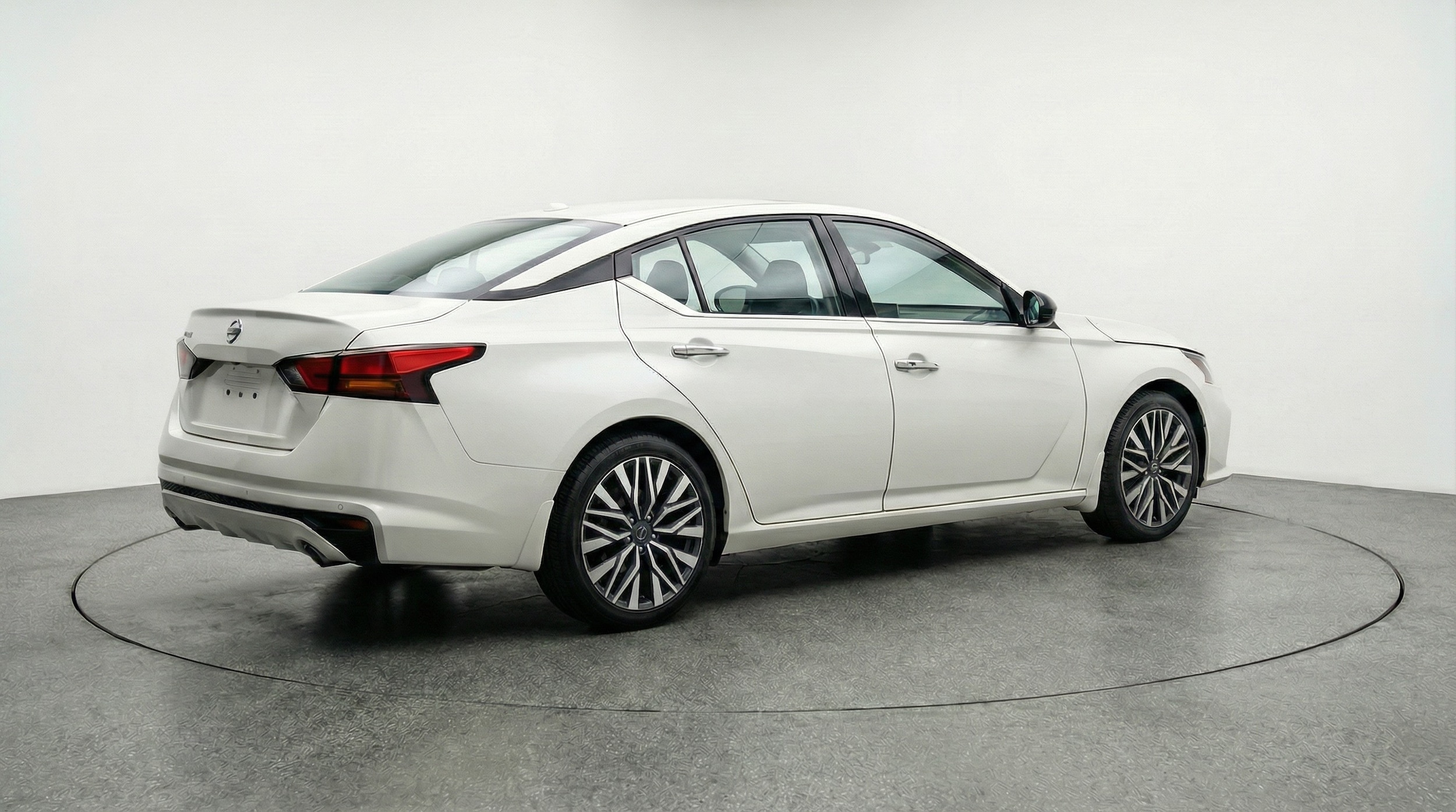 Thumbnail: 2025 Nissan Altima - 7