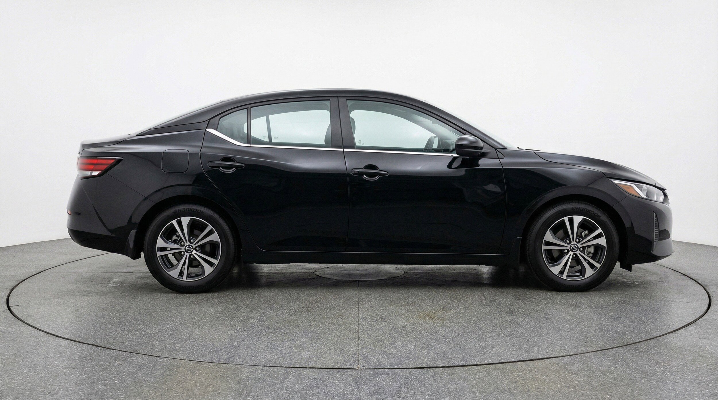 Thumbnail: 2025 Nissan Sentra - 11