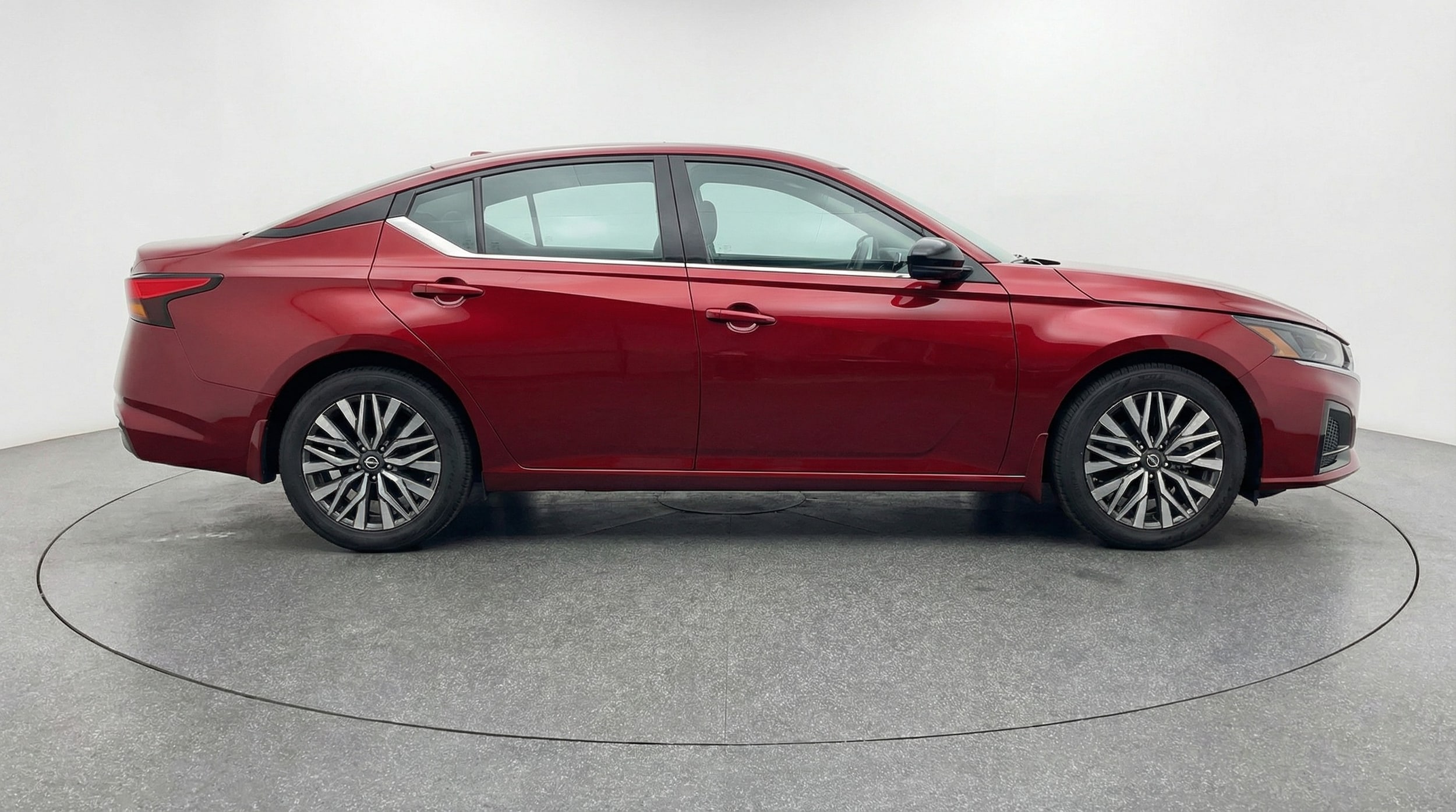 Thumbnail: 2025 Nissan Altima - 8