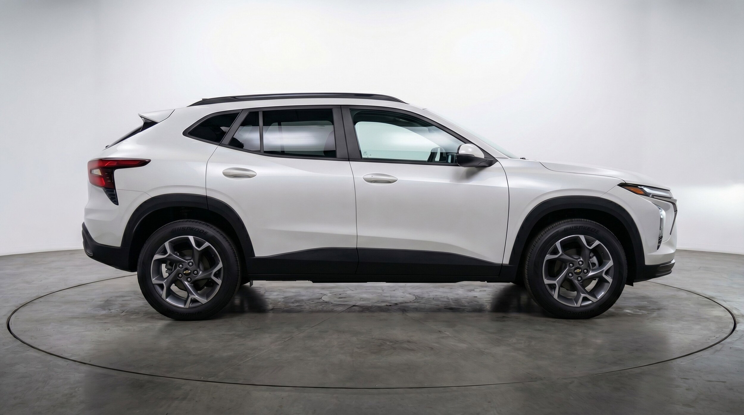 Thumbnail: 2025 Chevrolet Trax - 11