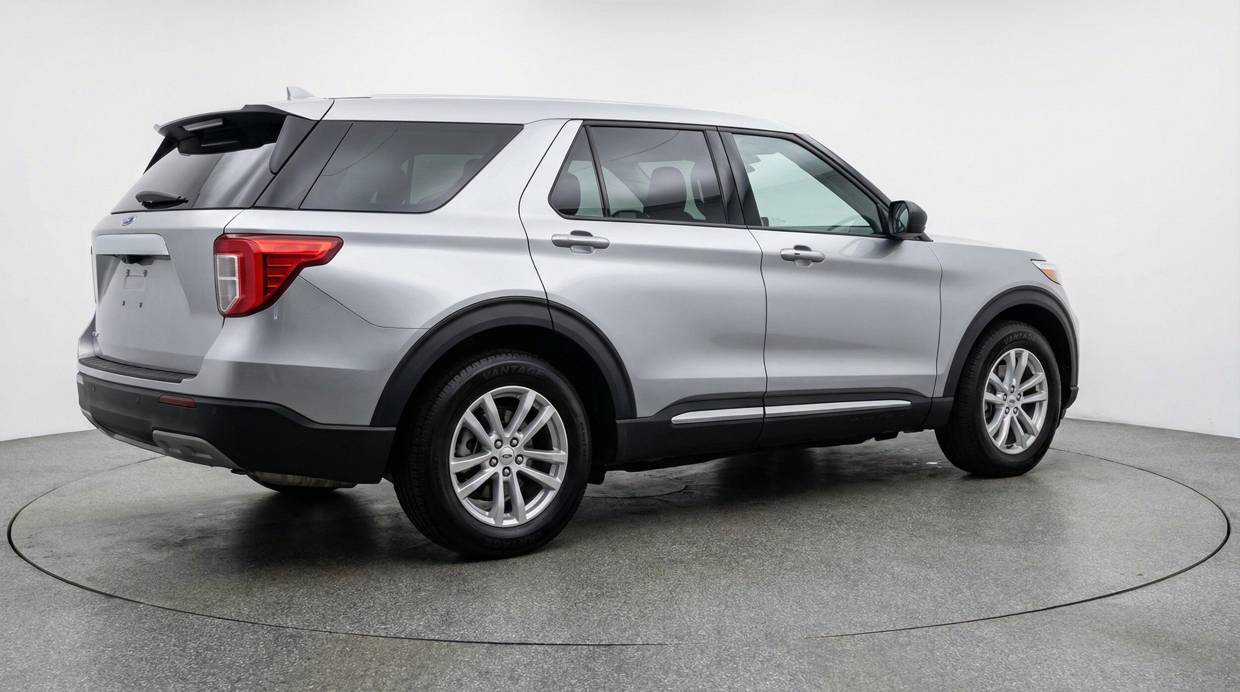 Thumbnail: 2024 Ford Explorer - 9