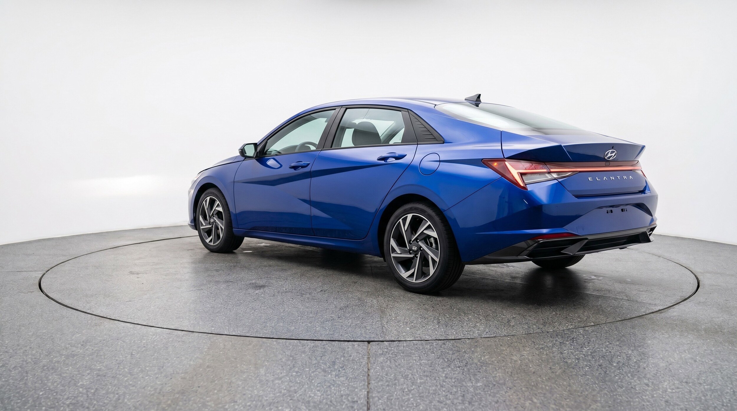 Thumbnail: 2025 Hyundai Elantra - 6