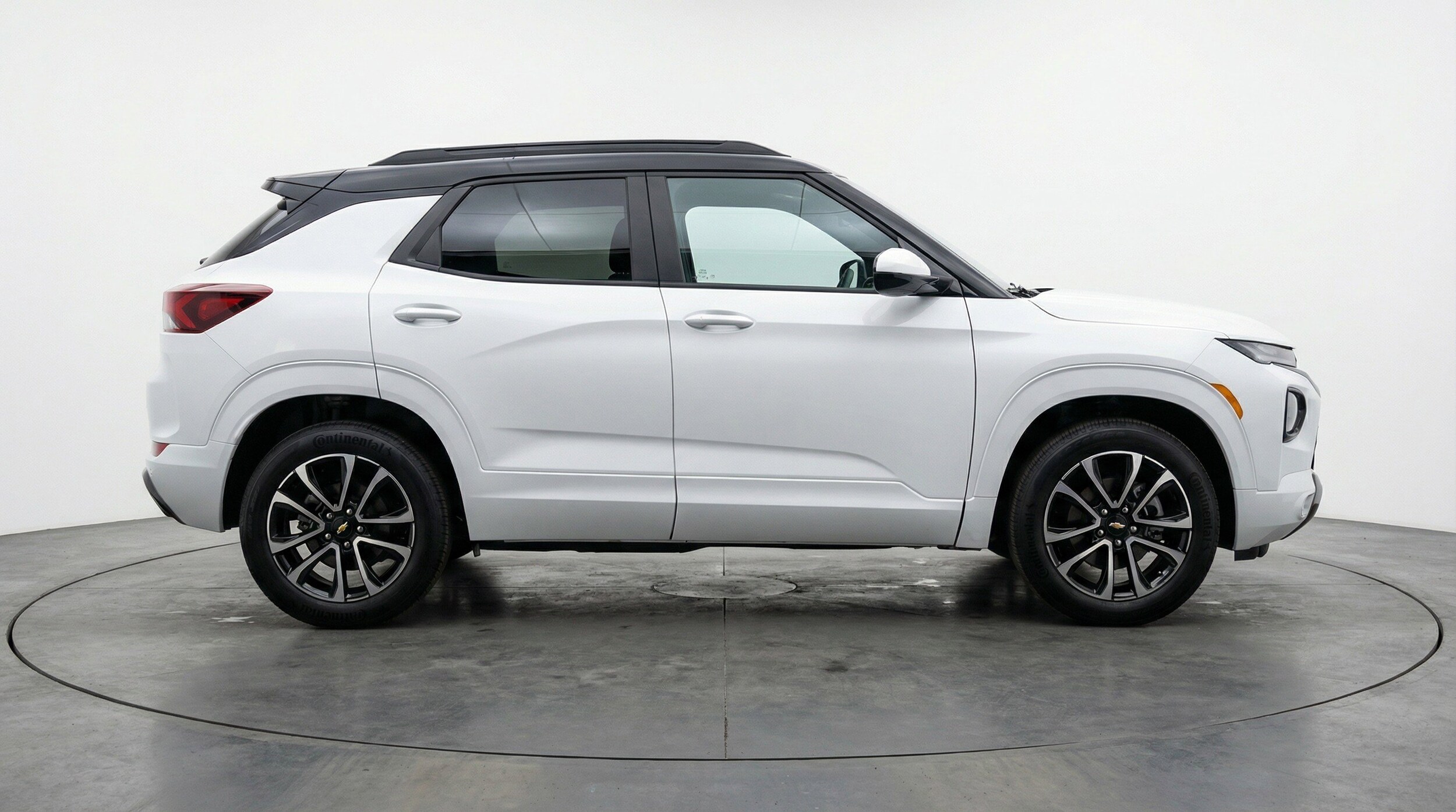 Thumbnail: 2025 Chevrolet TrailBlazer - 11