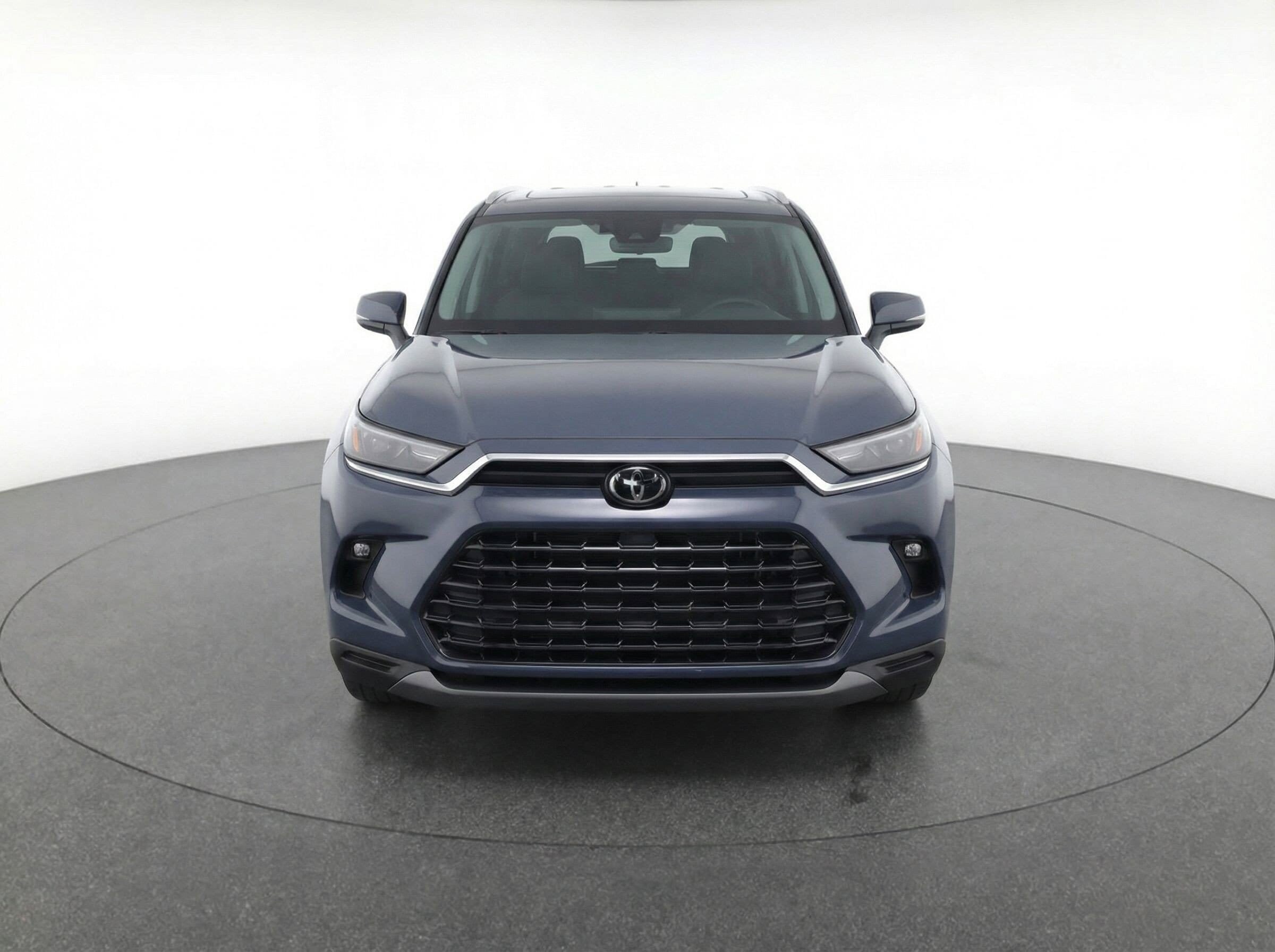 Thumbnail: 2024 Toyota Grand Highlander - 2