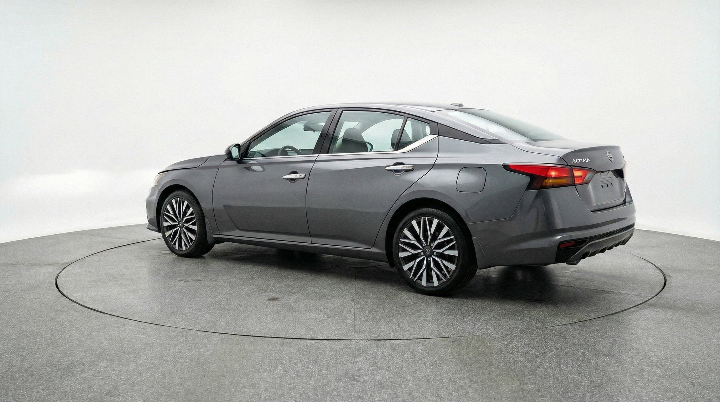 Thumbnail: 2025 Nissan Altima - 6