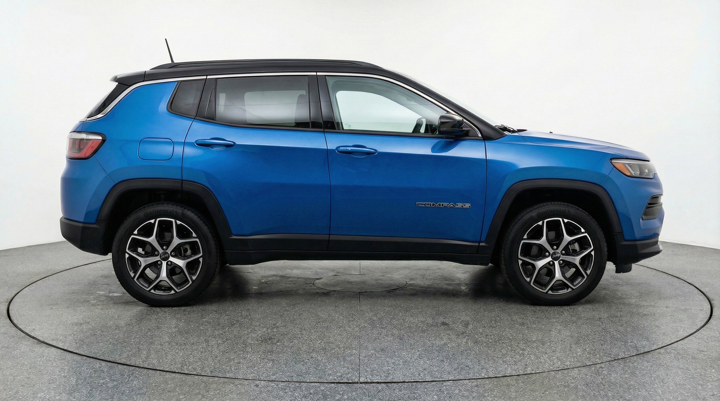 Thumbnail: 2025 Jeep Compass - 11