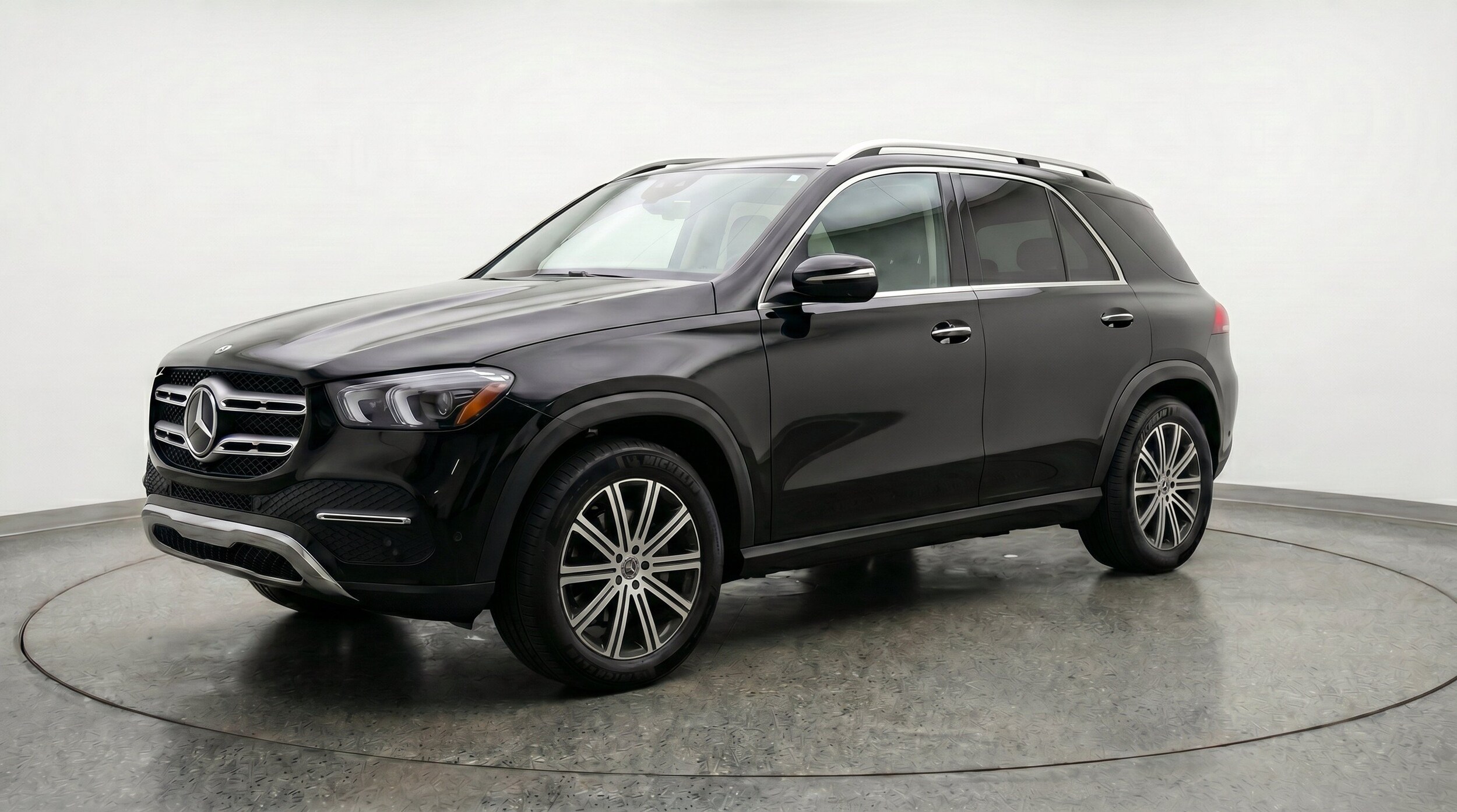 Thumbnail: 2026 Mercedes-Benz GLE - 3