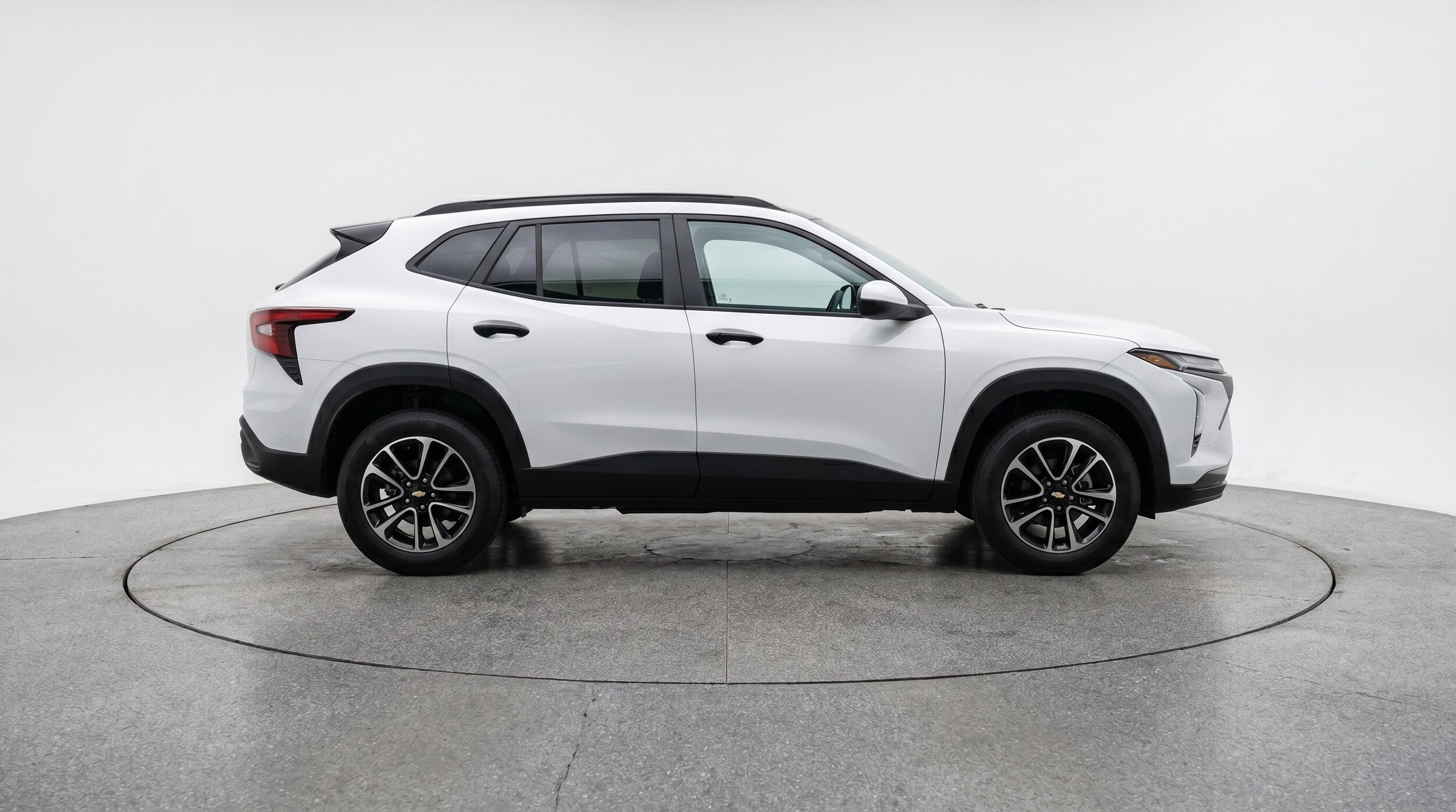 Thumbnail: 2025 Chevrolet TrailBlazer - 11